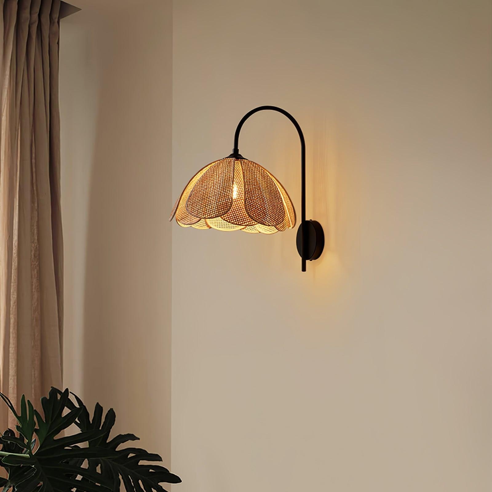 Rattan Petal Wall Lamp M512