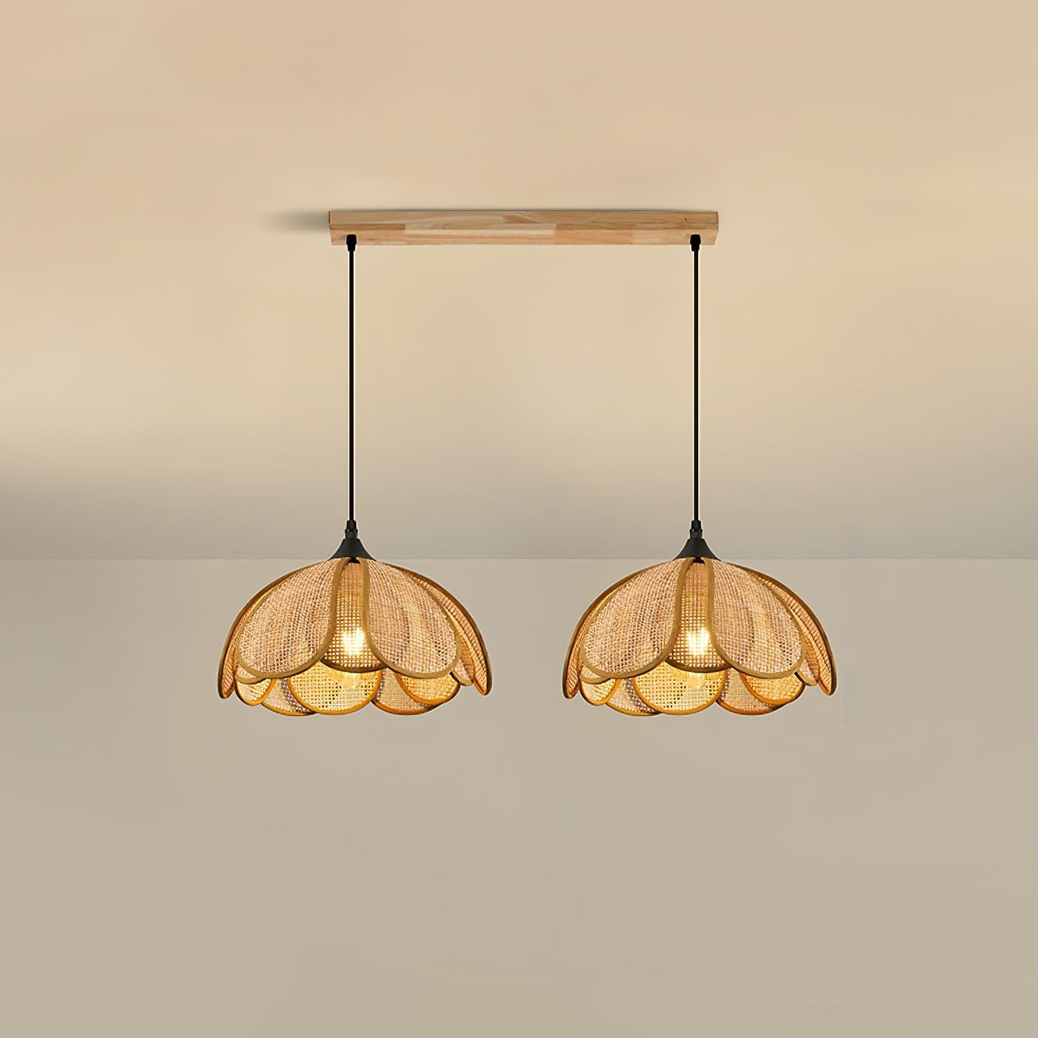 Bloom Rattan Pendant Lamp T1582