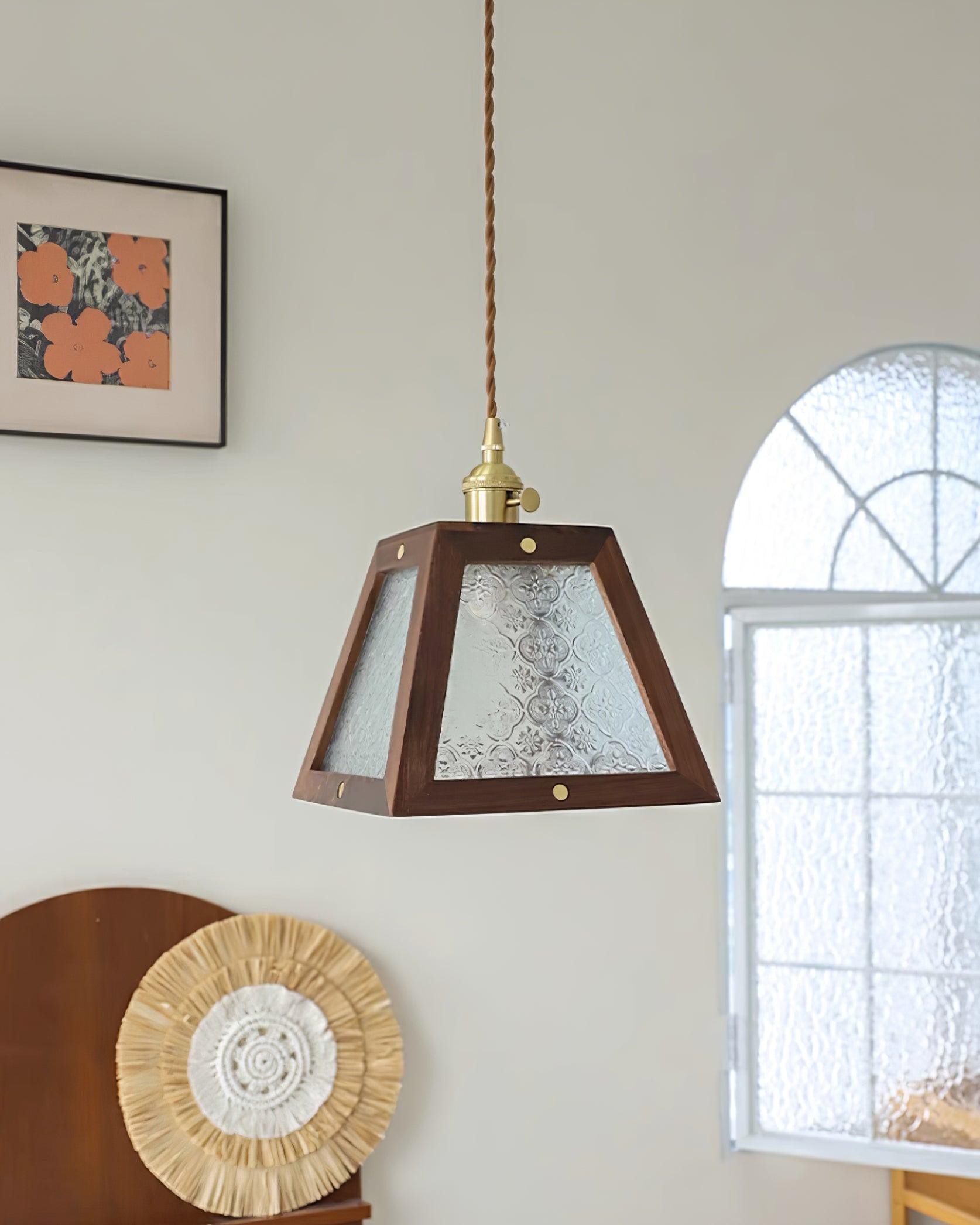 Retro Pattern Glass Pendant Lamp M295