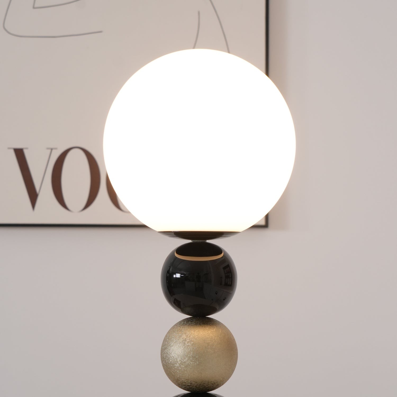 Round Balls Stacking Green Table Lamp M417