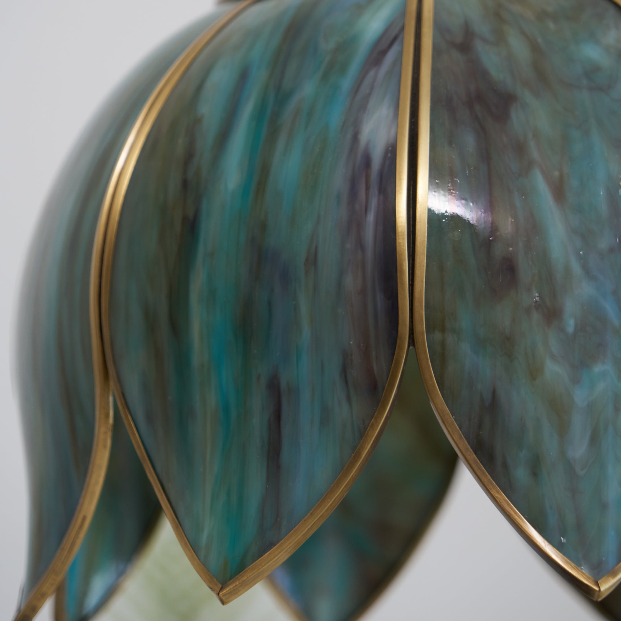 Retro Lotus Pendant Lamp T1806