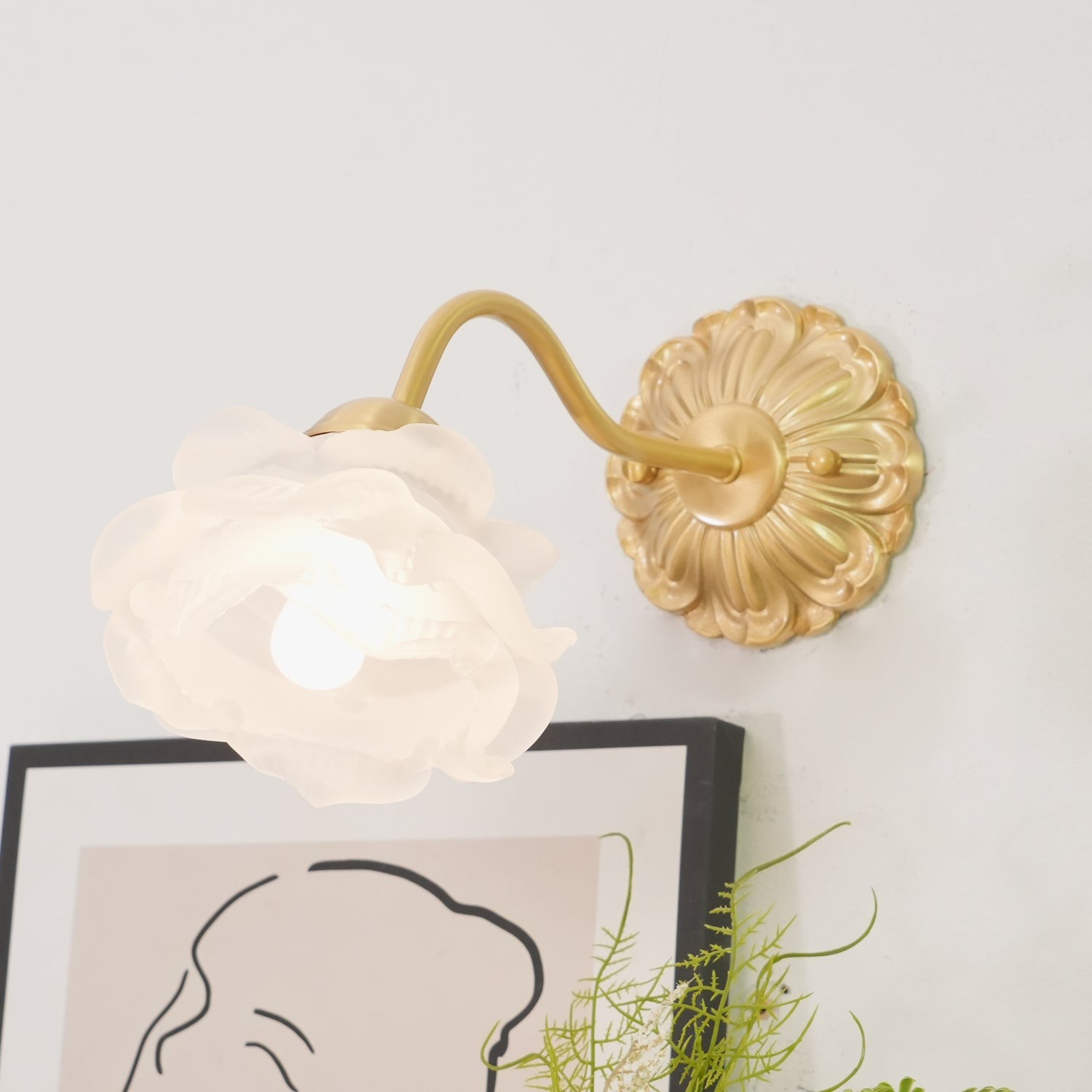 Brass Rose Wall Light M299