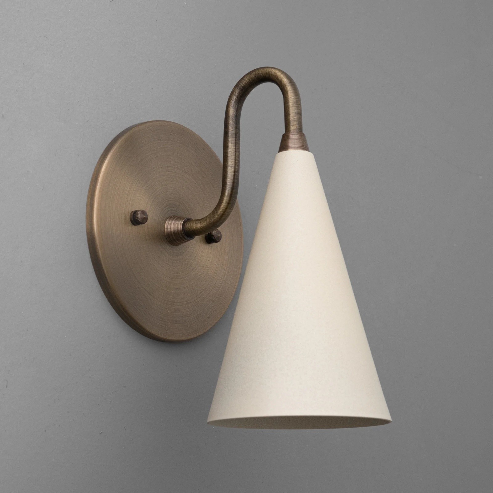 Minimalist Tall Brass Triangular Wall Lamp S307