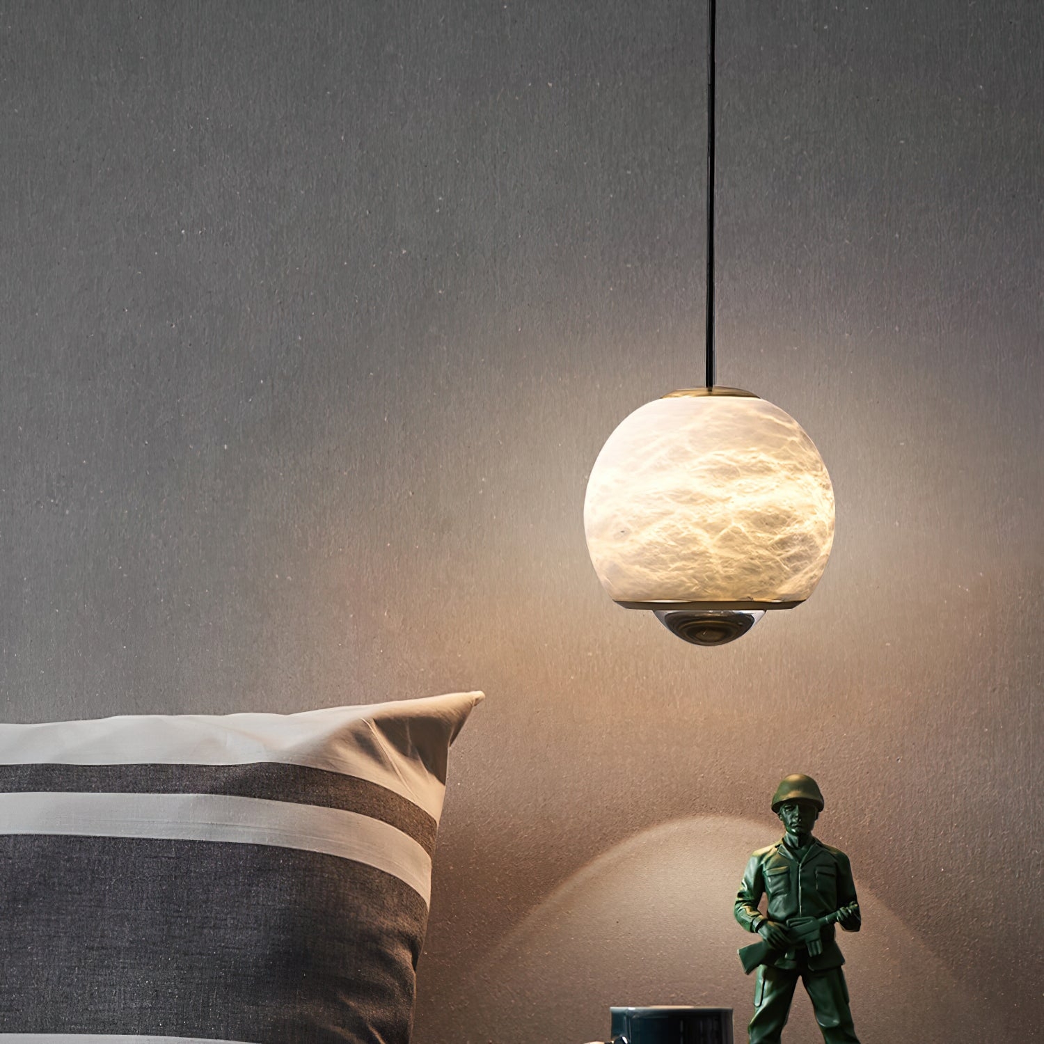 Ferox Alabaster Pendant Light T1646