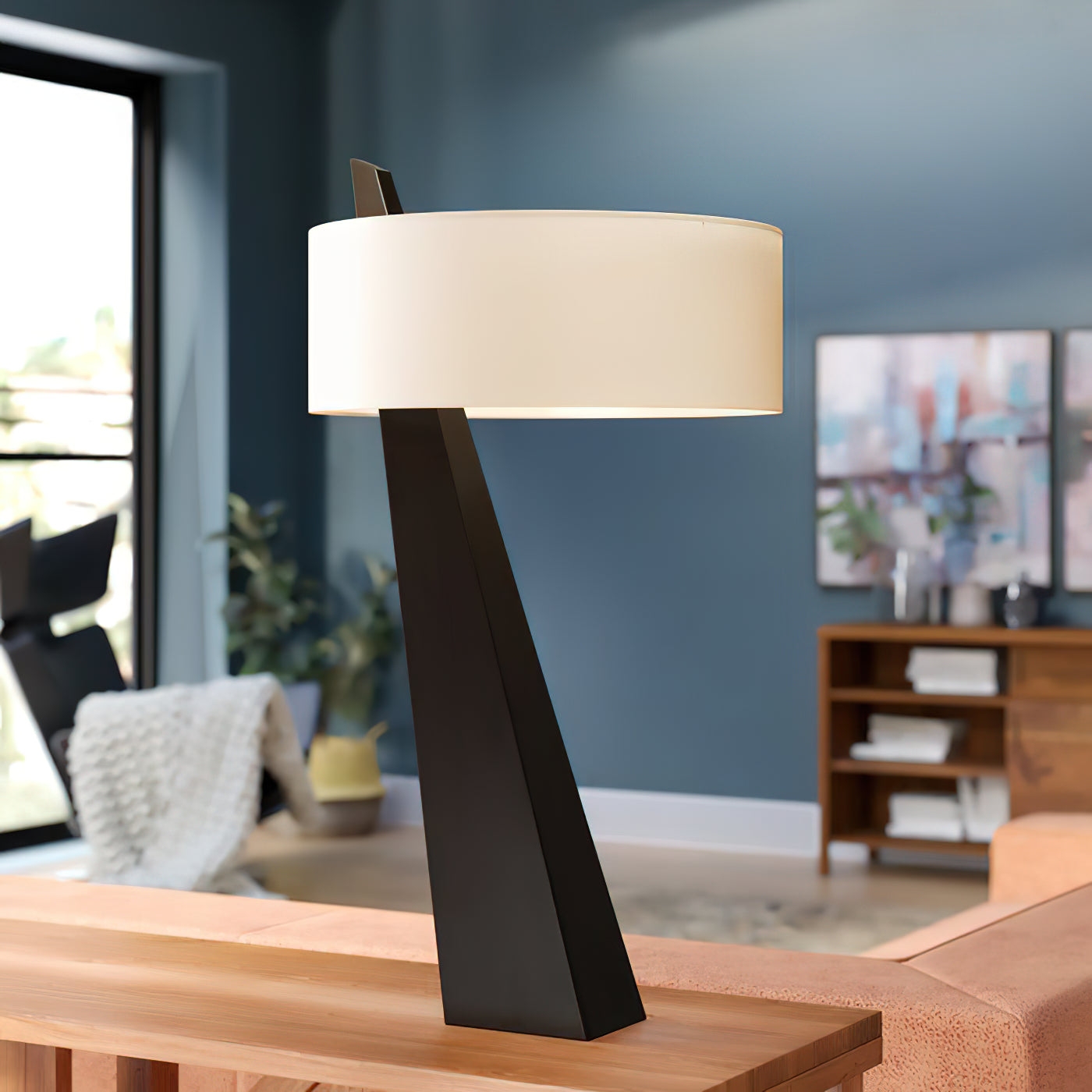 Jett Obelisk Table Lamp T1685