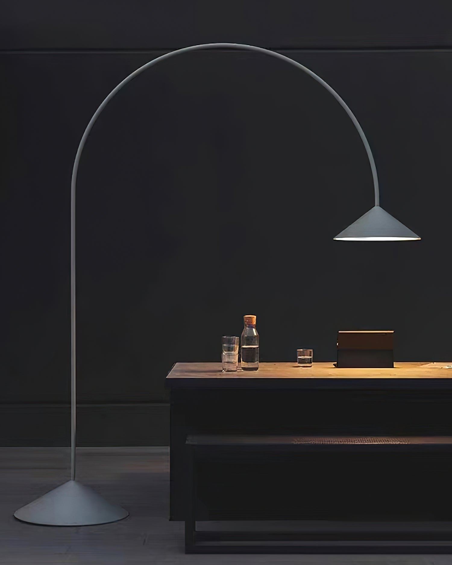 Orbitas Floor Lamp T1423