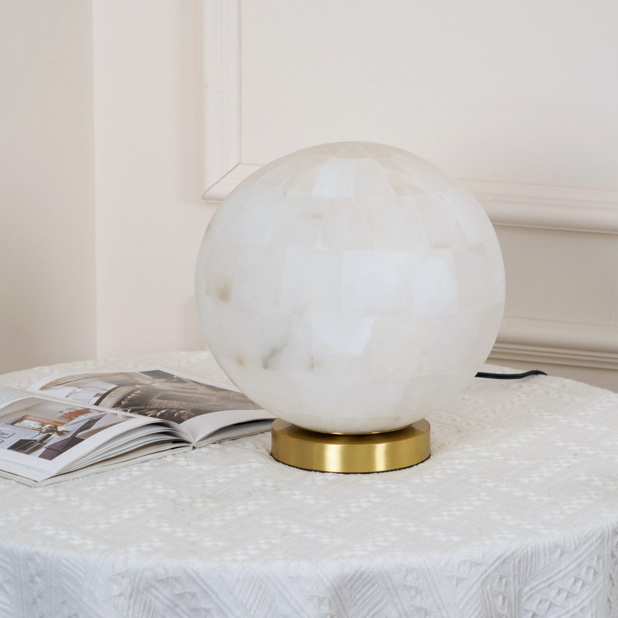 Alabaster Ball Table Lamp T1657
