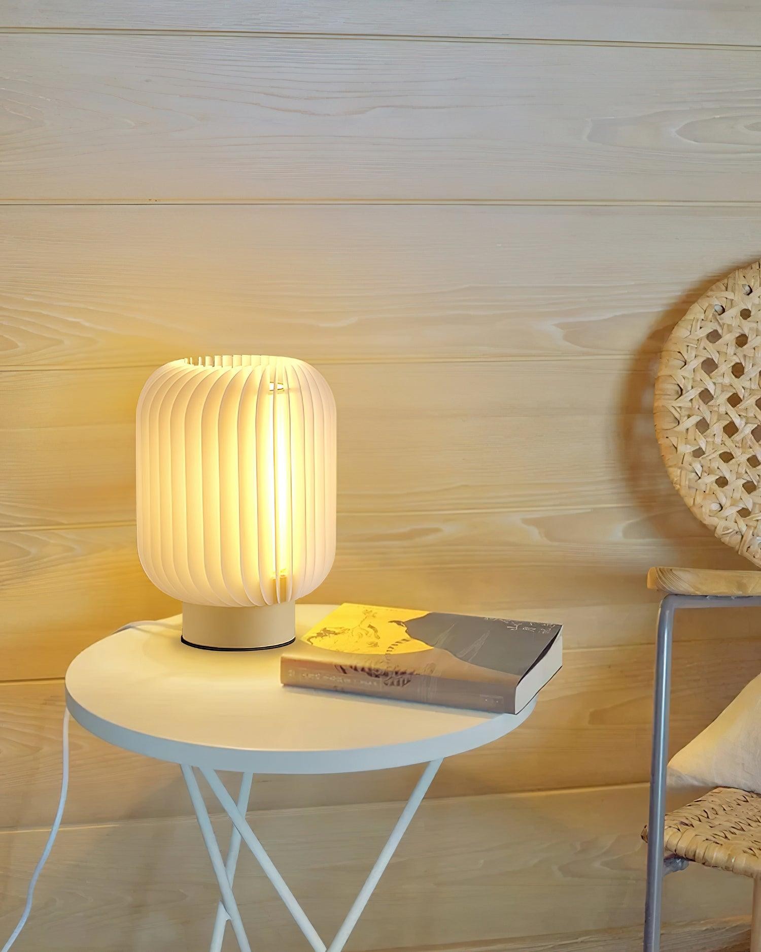 Round Translucent Pleated Table Lamp Suitable For Living Room M516