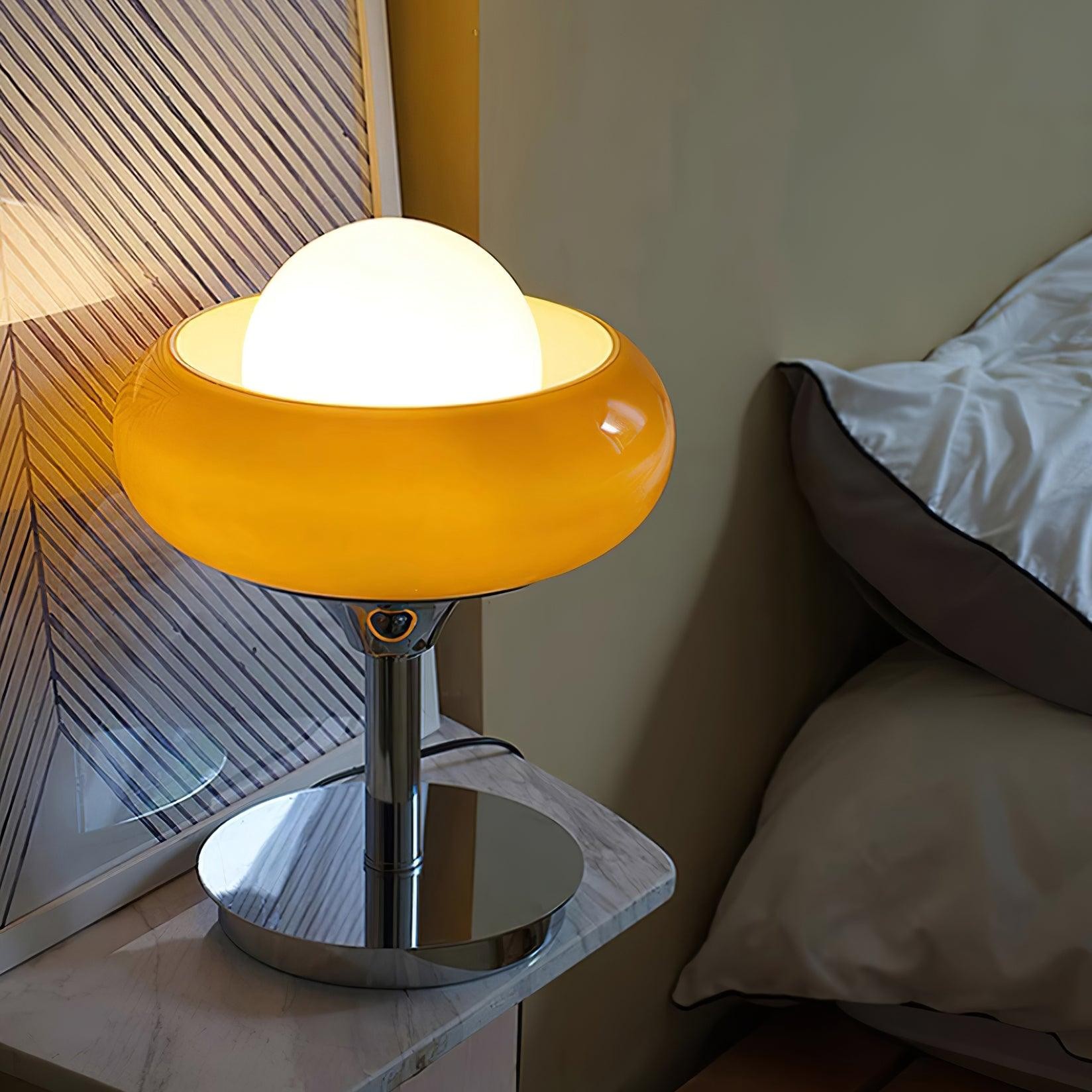 Vintage Cream Table Lamp for Bedroom M54