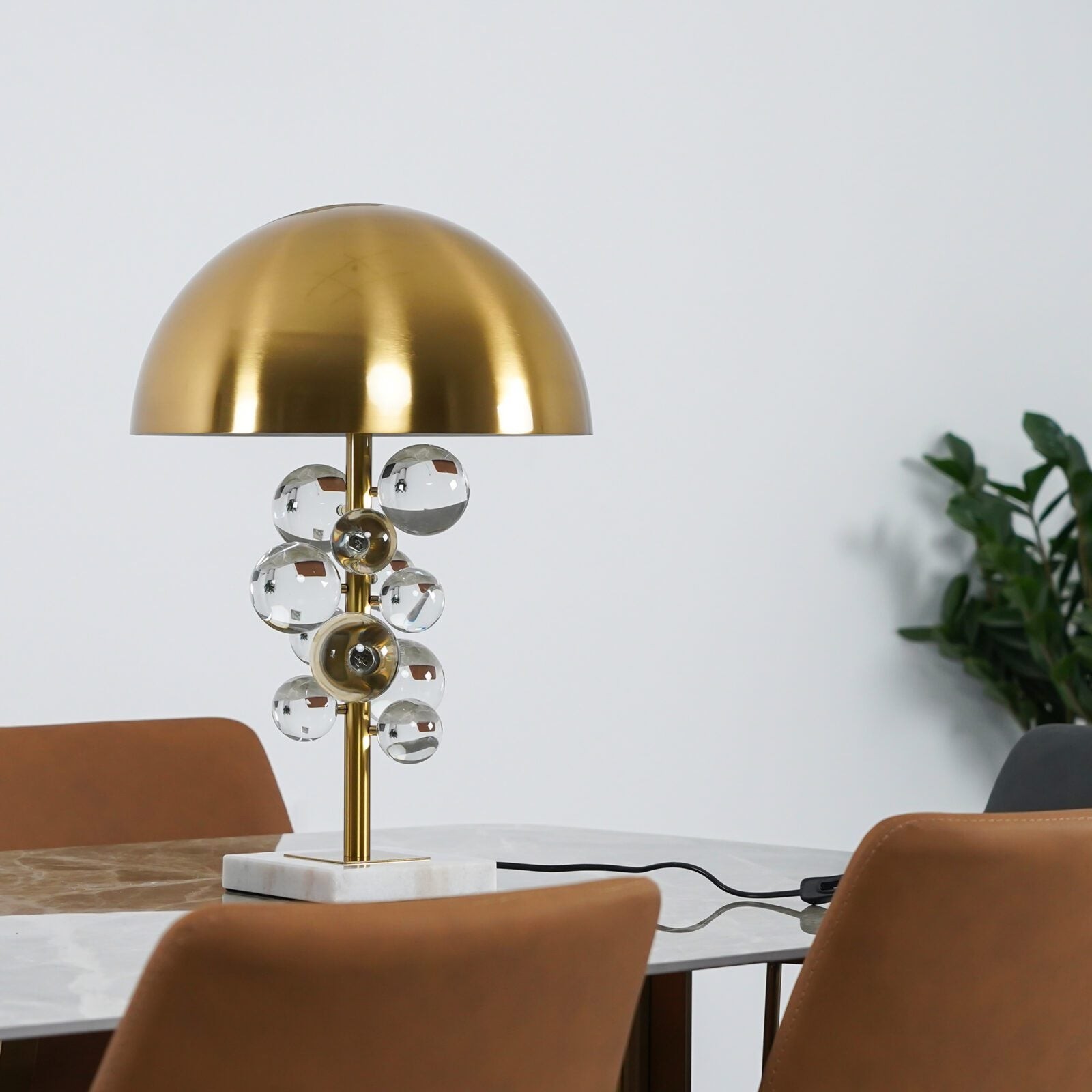 Modern Creative Metal Table Lamp M273