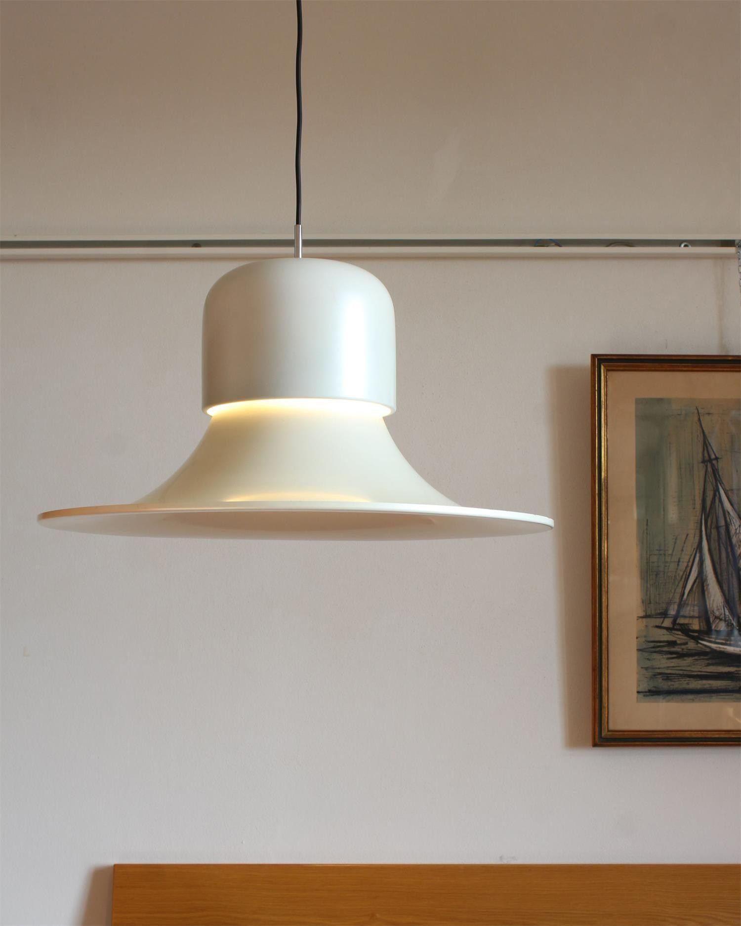 Nordic Carbon Steel LED Pendant Lamp M246
