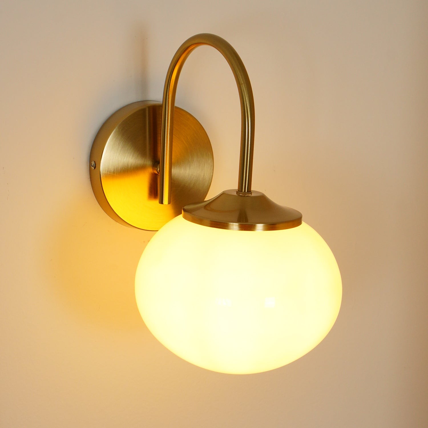 Traditional Round Classic Wall Lamp M261