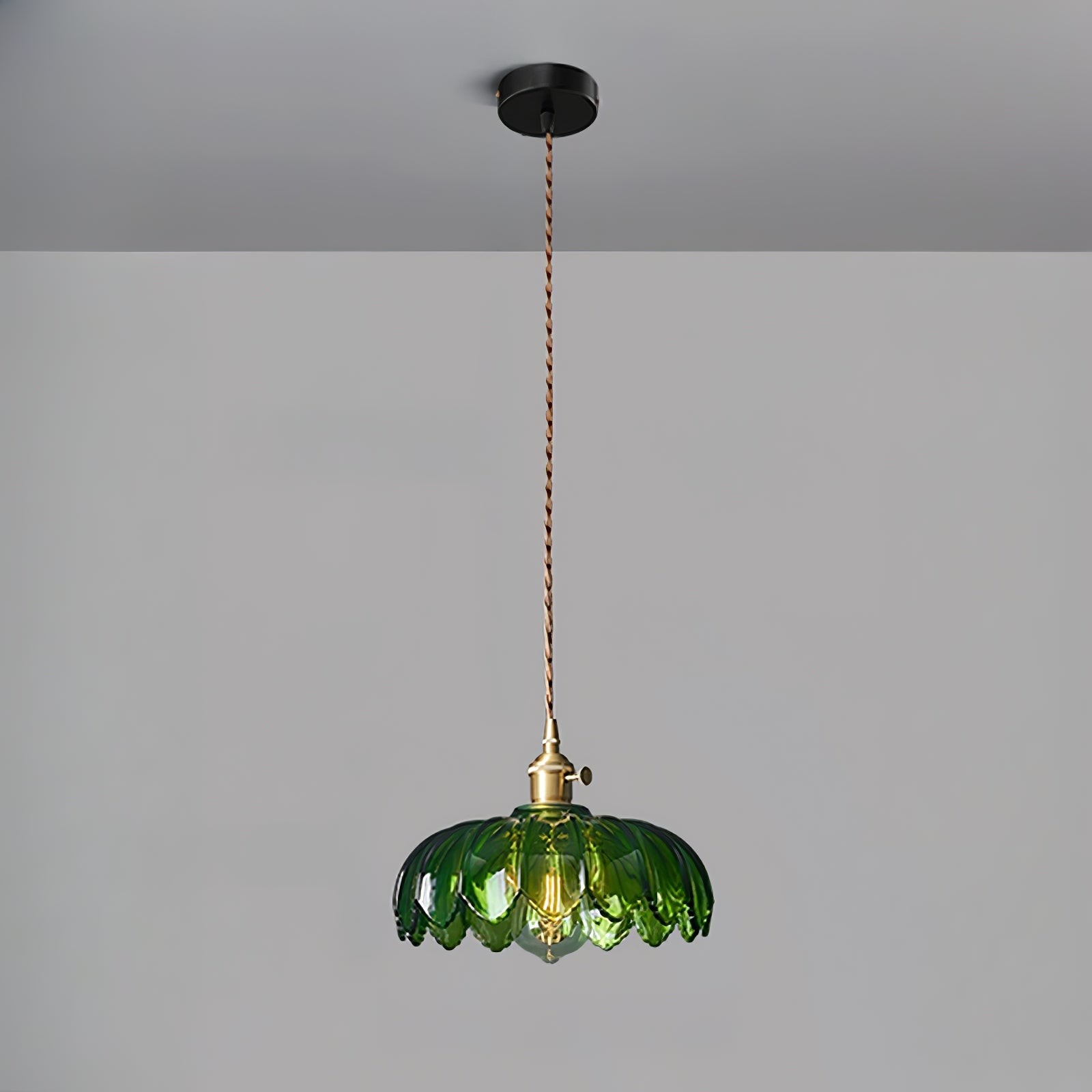 Retro Petal Green Pendant Lamp M542