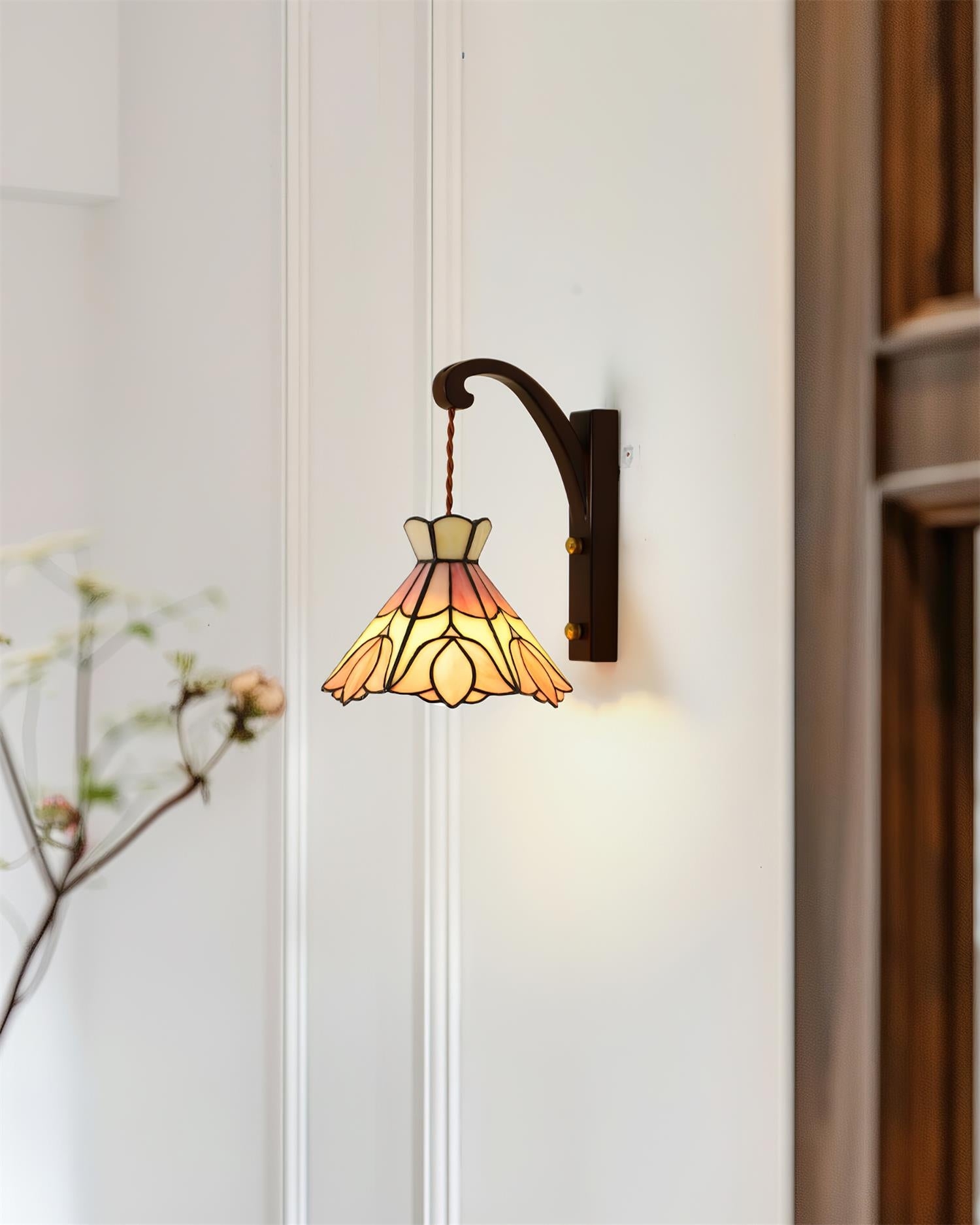 Serena Tiffany Plug In Wall Lamp T1284