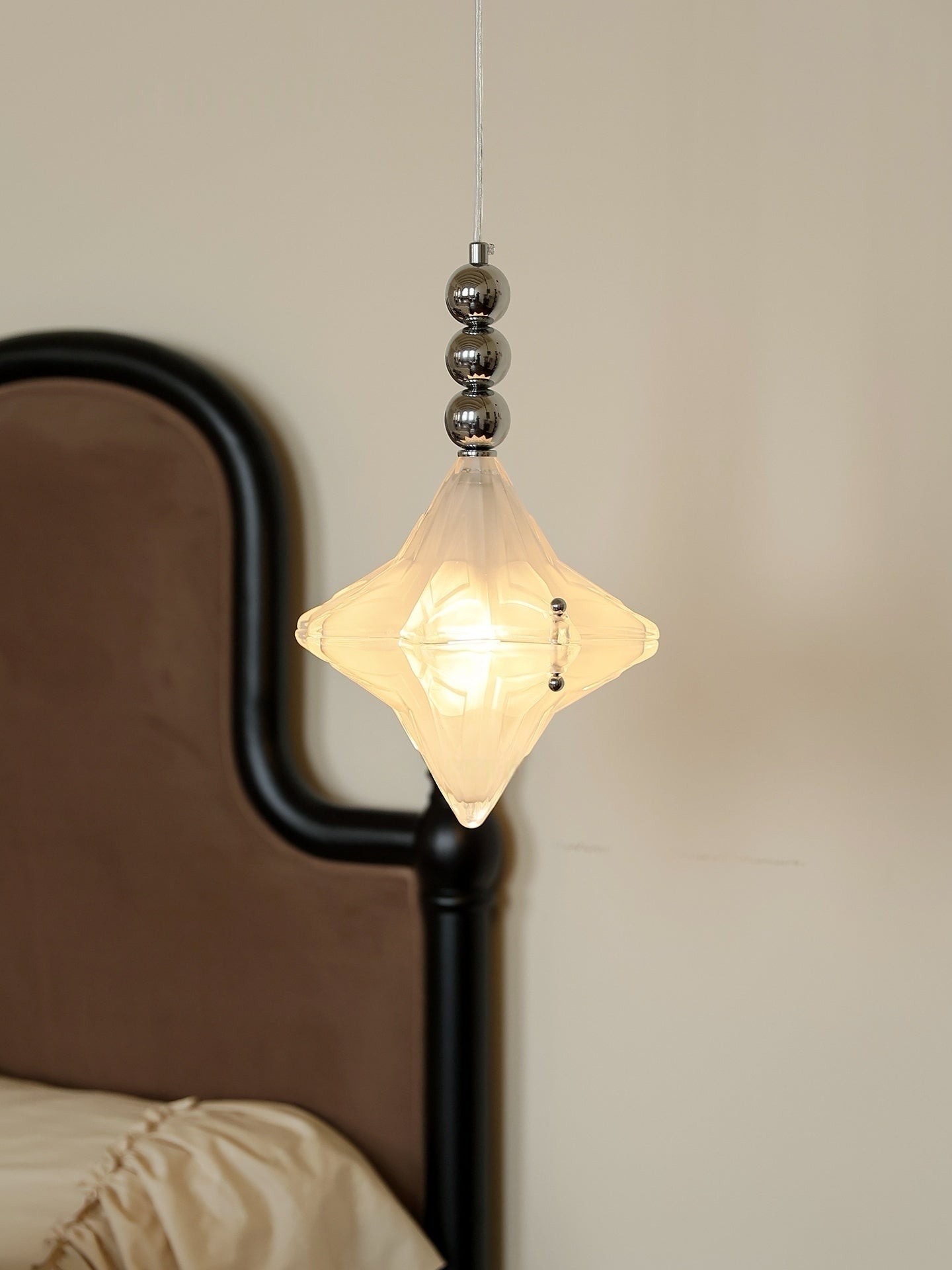 Art Deco Astris Elara Star Pendant Light - Frosted Glass Pendant with Geometric Style T434