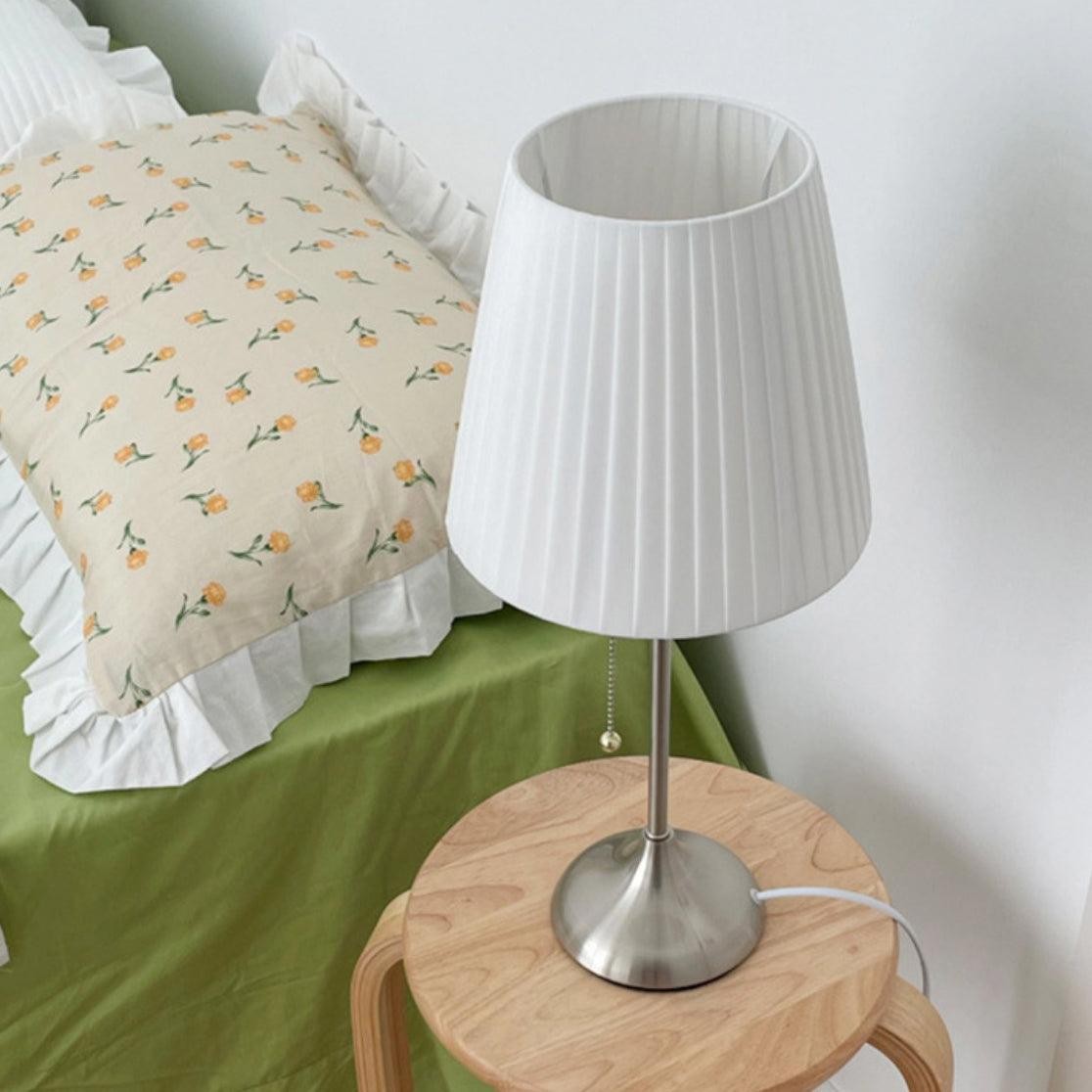 Metal Base Bedside Table Lamp M576