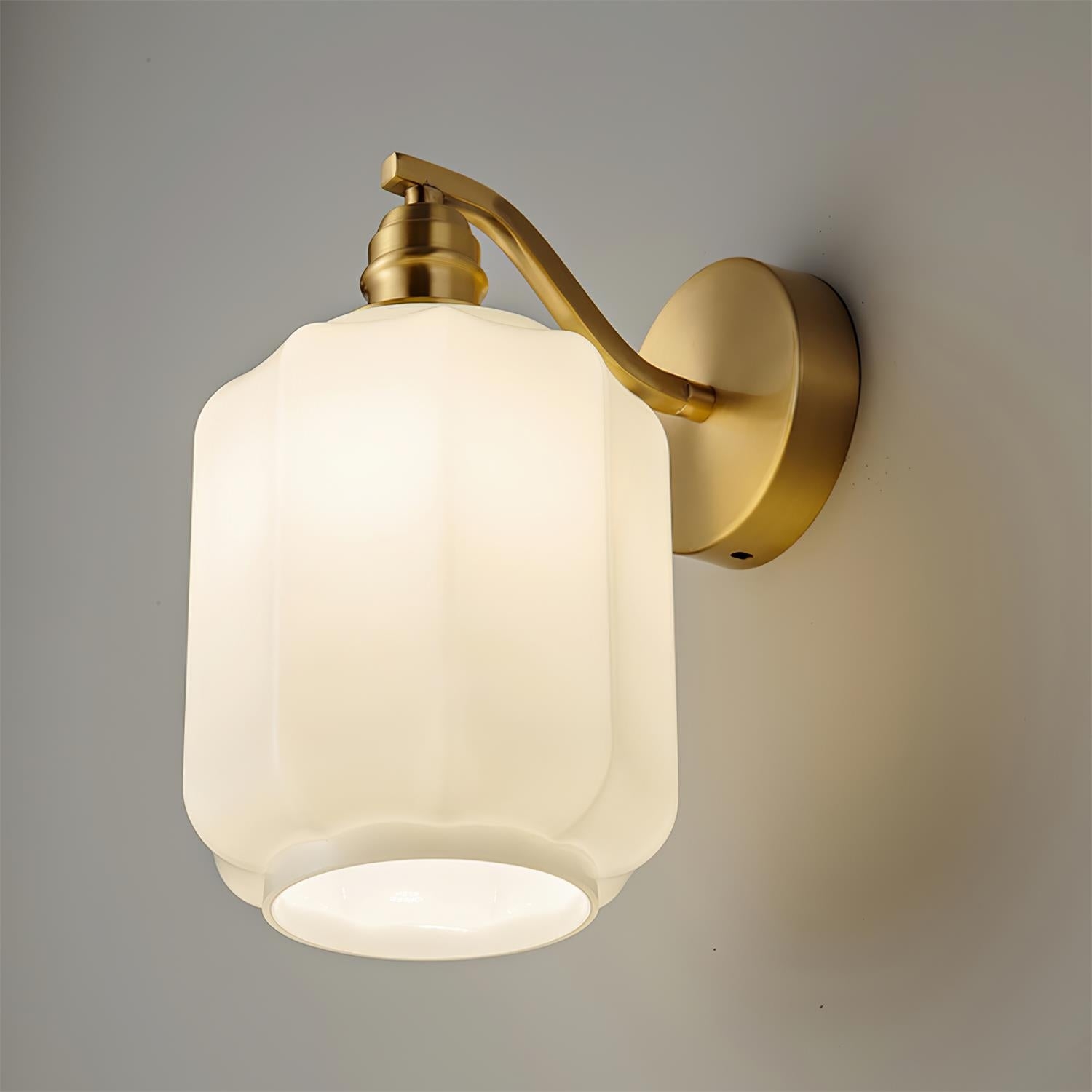 Henry Plug In Wall Lamp T1266