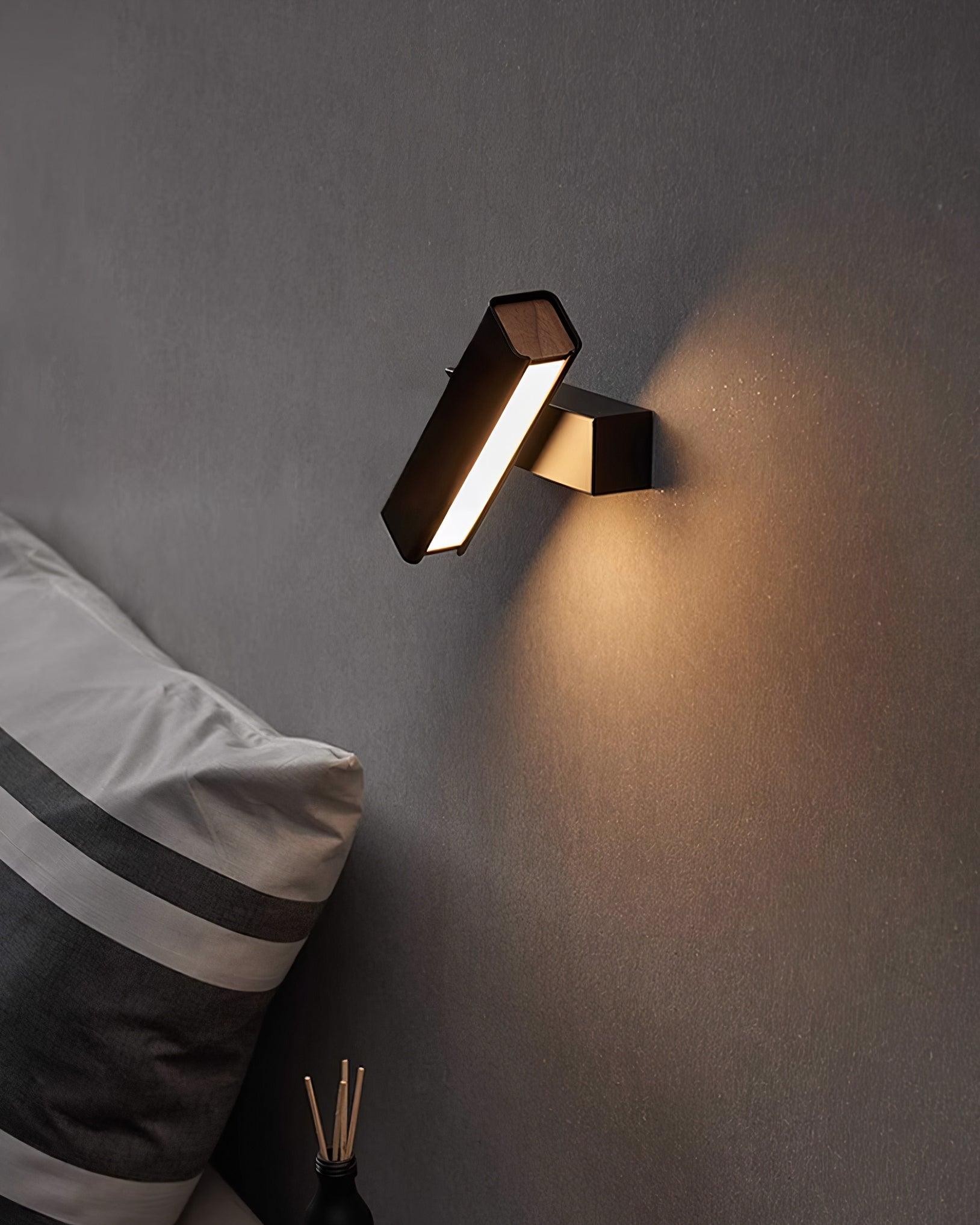 Nordic Art Bedroom Wall Lamp M129