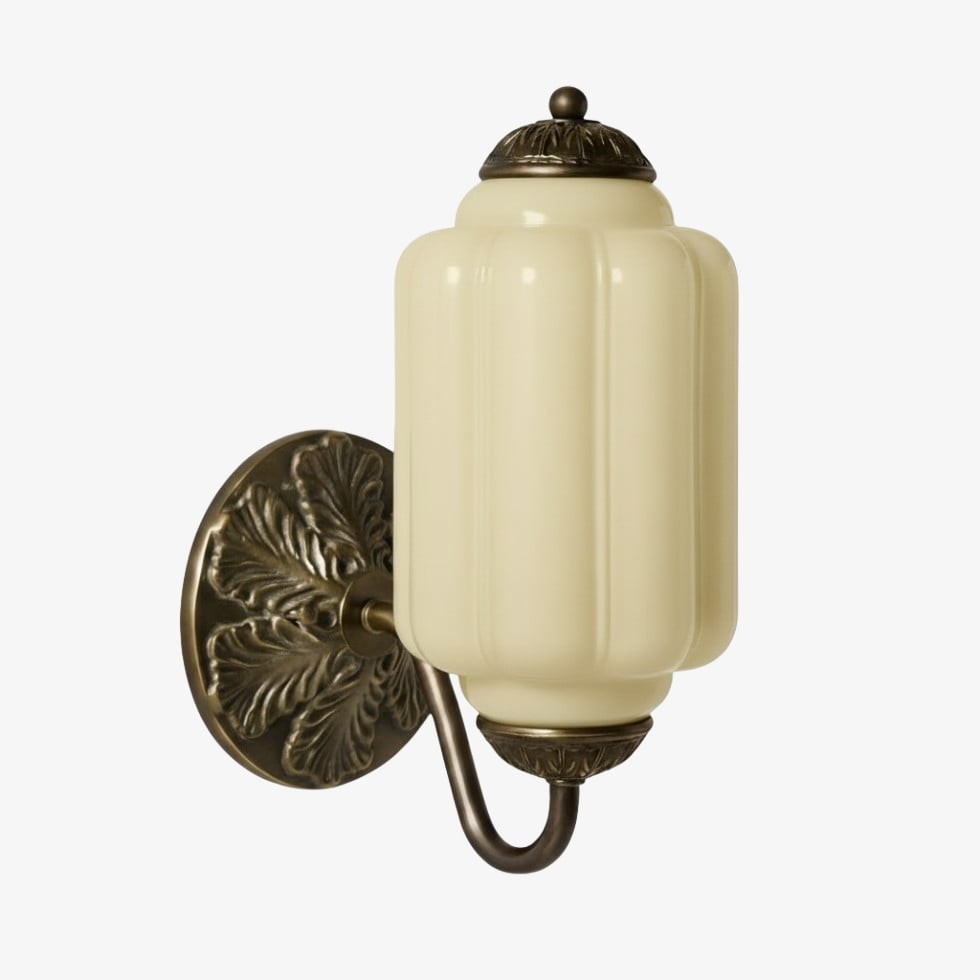 Eloise Elegant Glass Wall Sconce - Vintage Lighting for Bedroom T290