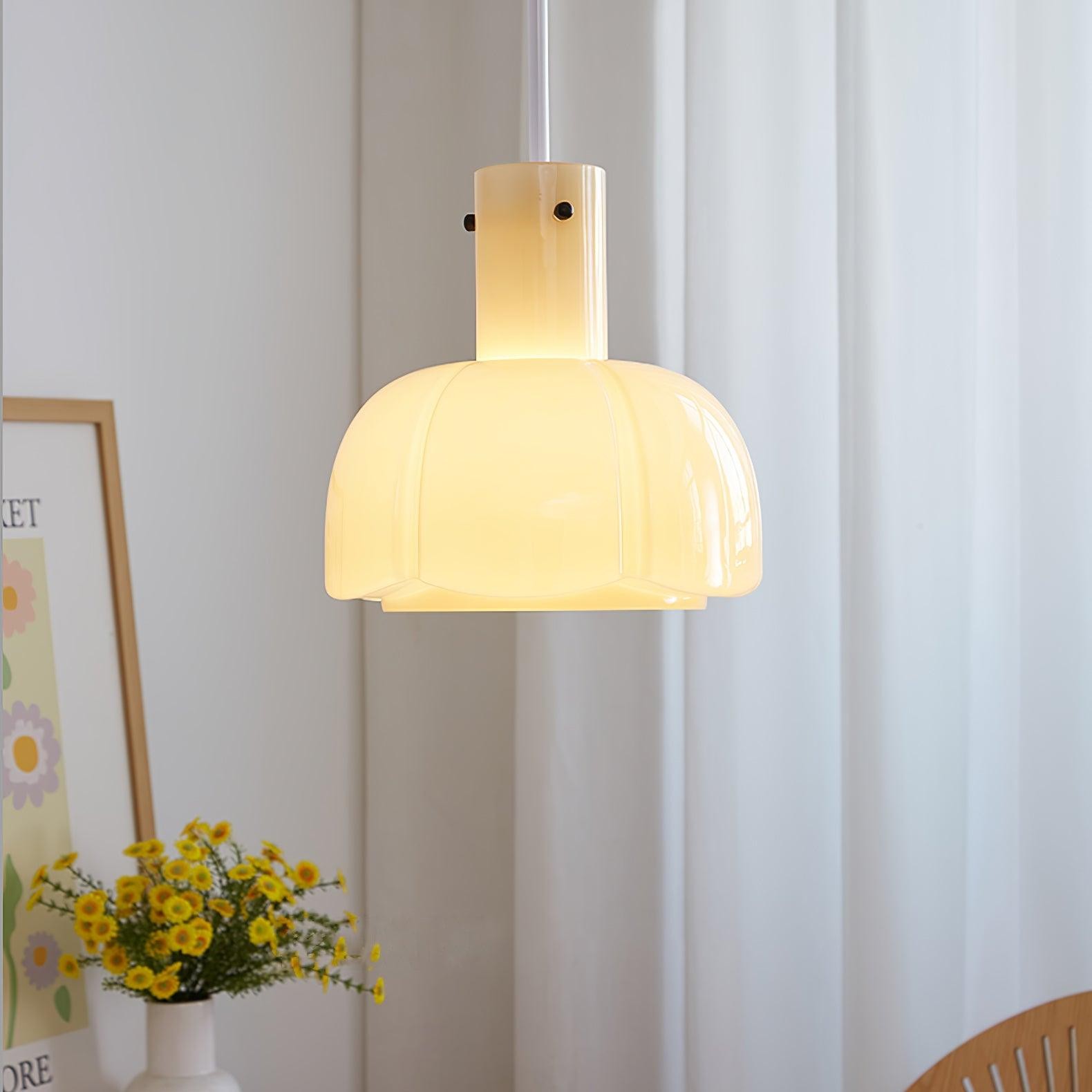 Medieval Style Glass Bud Pendant Lamp M352