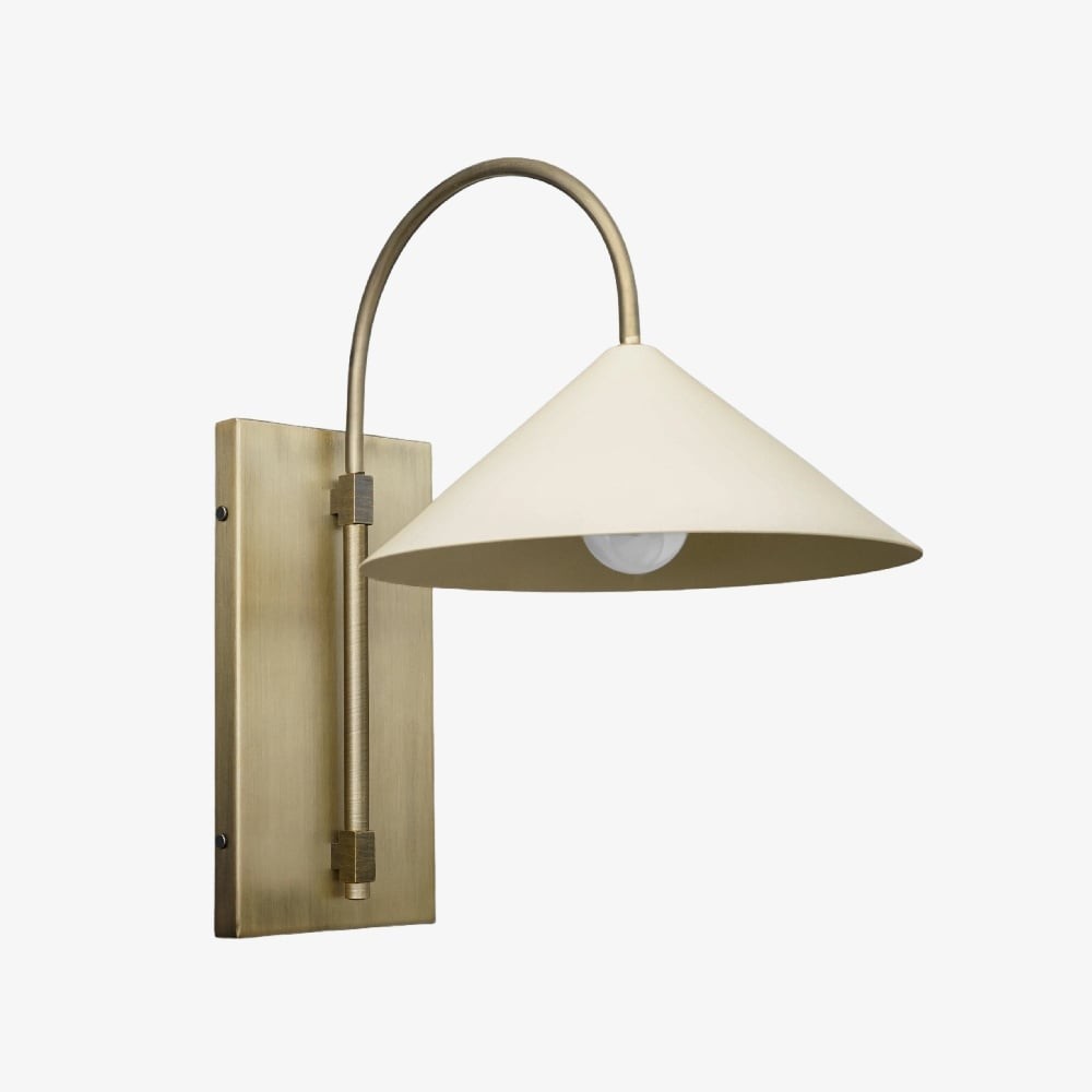 Conique Metal Minimalist Wall Sconce - Sculptural Brass Arch Light for Modern Interiors T400