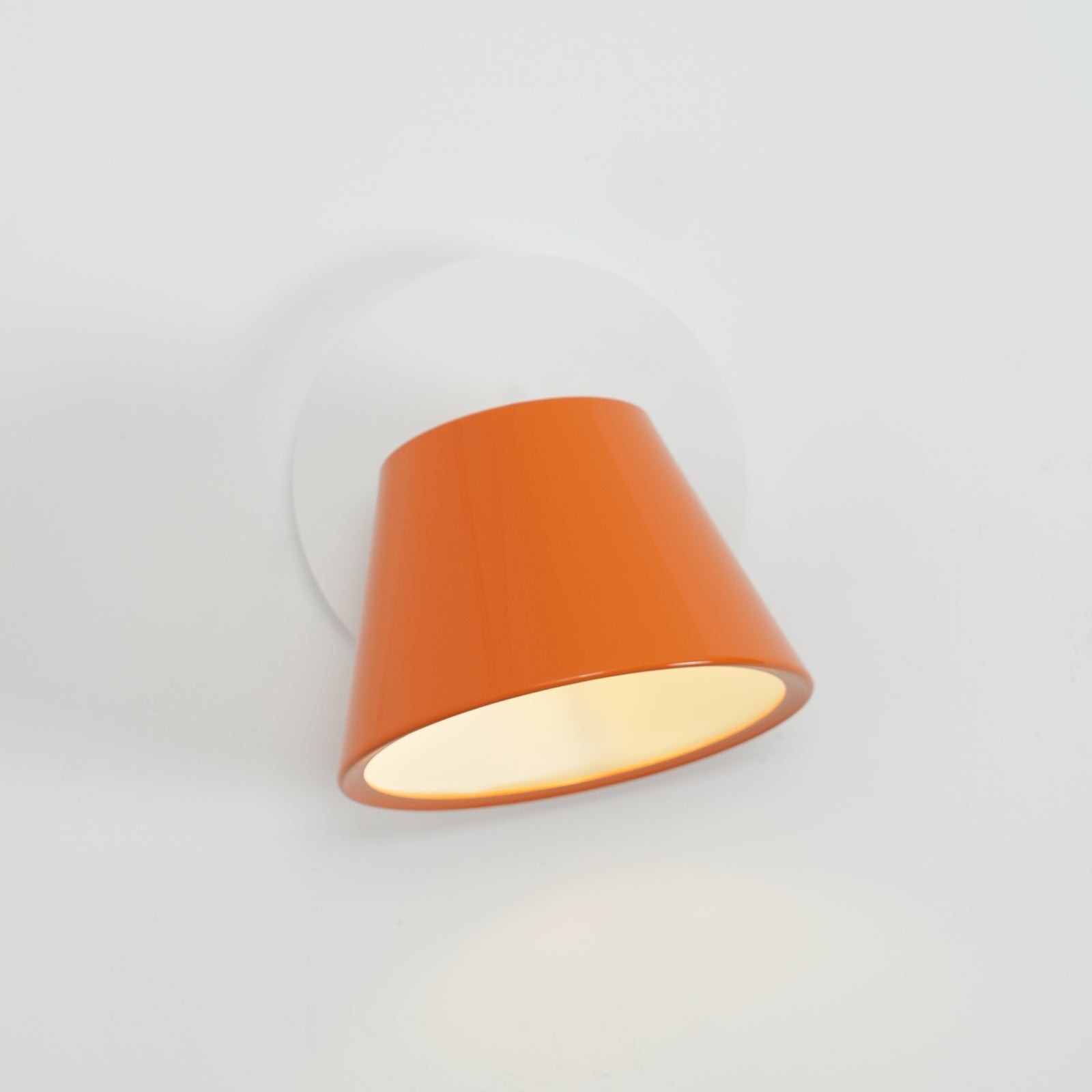 Simple Bedroom Bedside Reading Wall Lamp M168