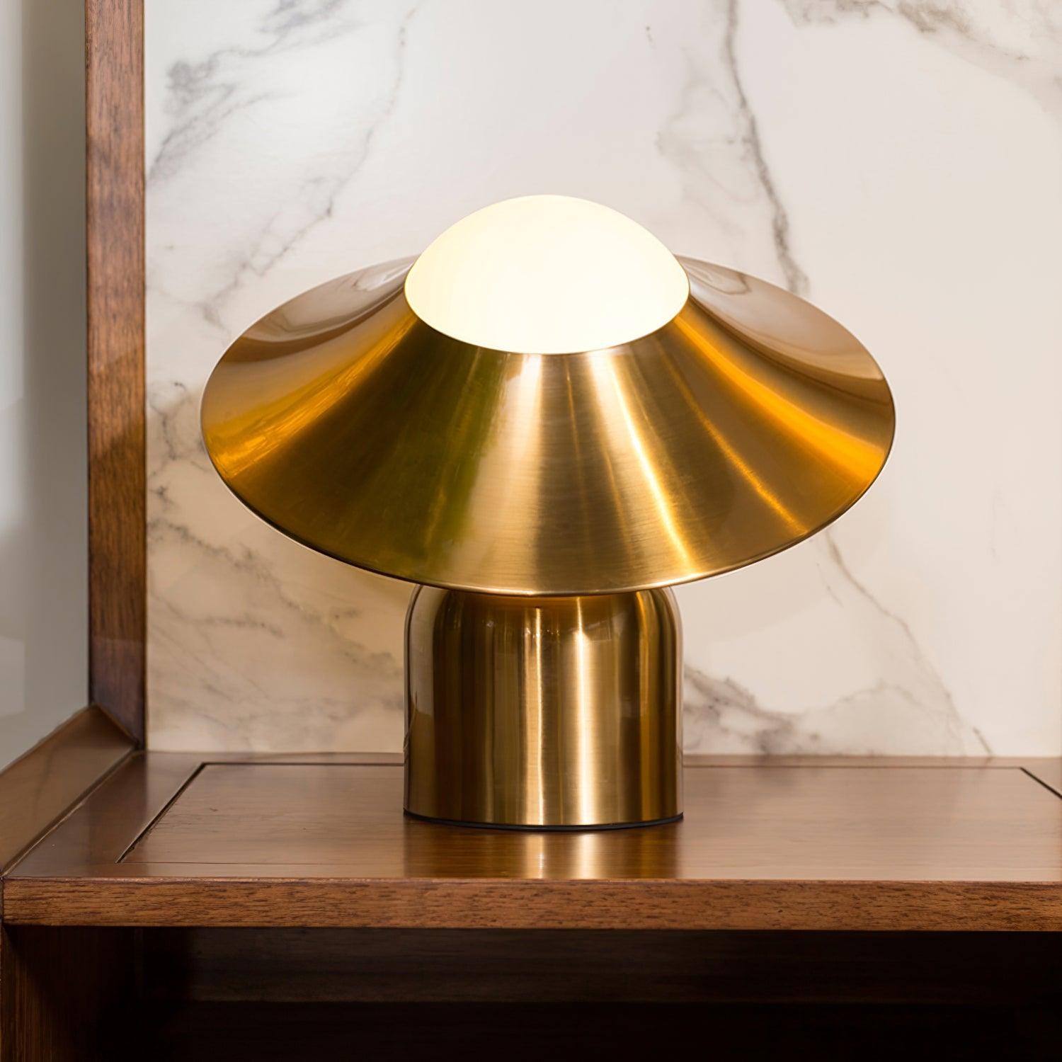 Nordic Creative Metal Disc Table Lamp M472
