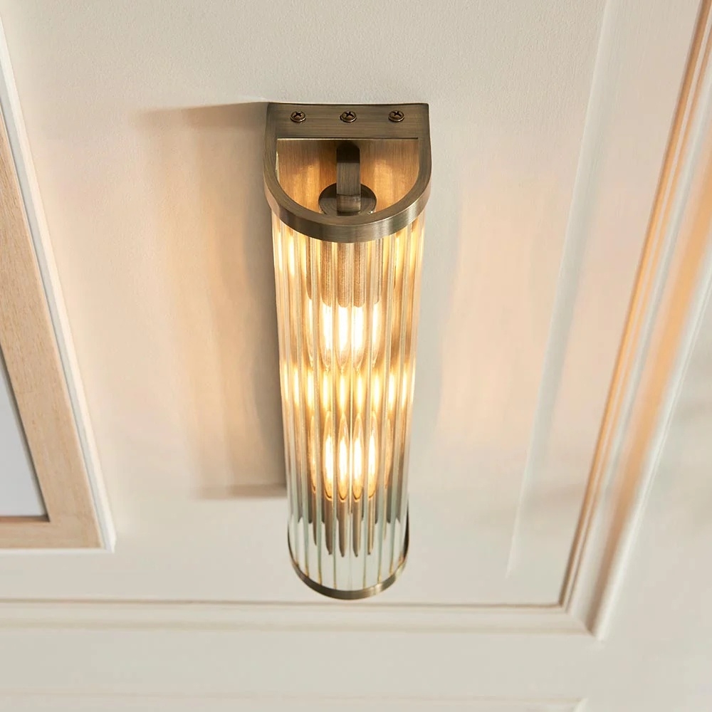 RibGlow Art Deco Ribbed Glass Wall Light - Vintage-Inspired Sconce for Living Room T841