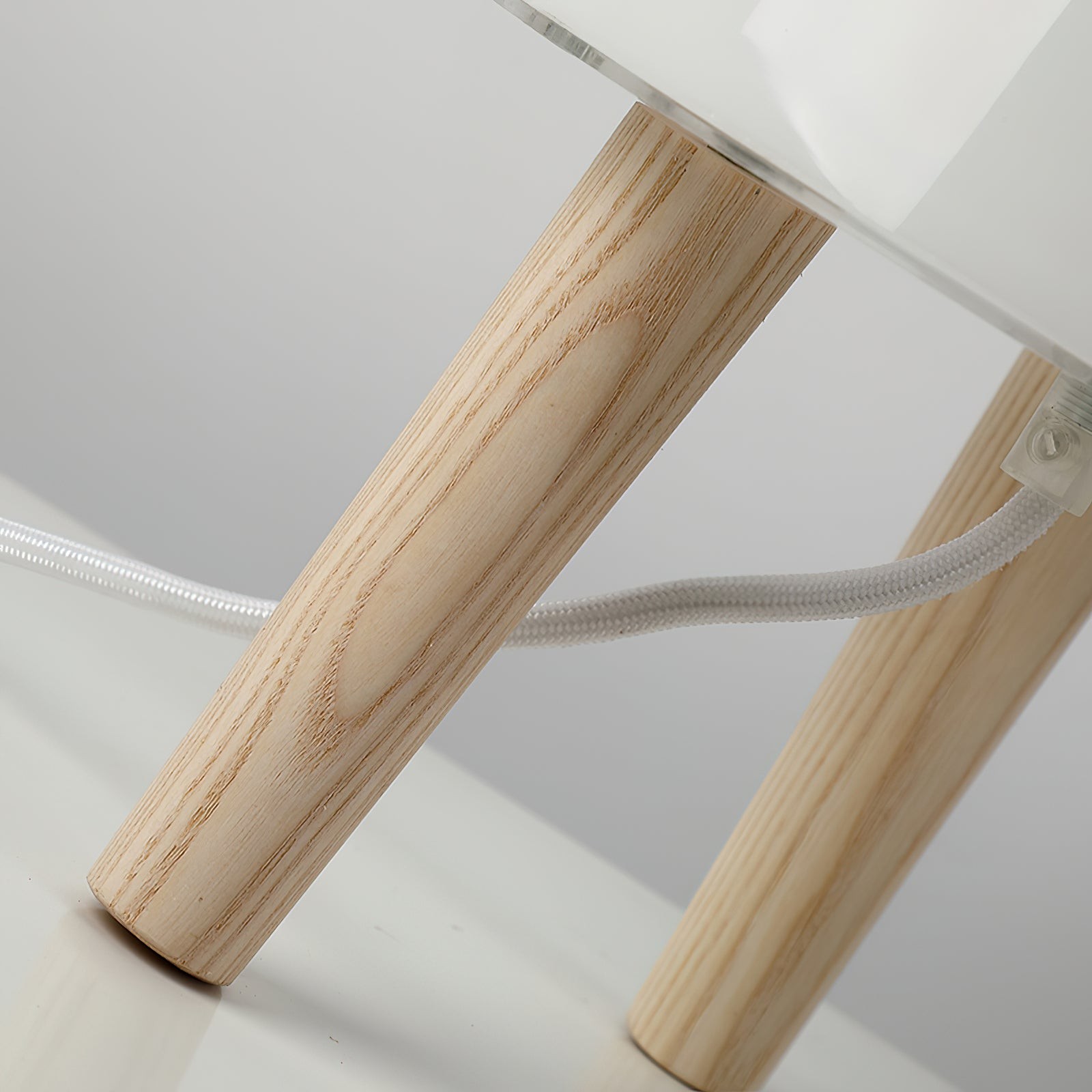 Nordic Wood Decorative Glass Table Lamp For Bedroom M255