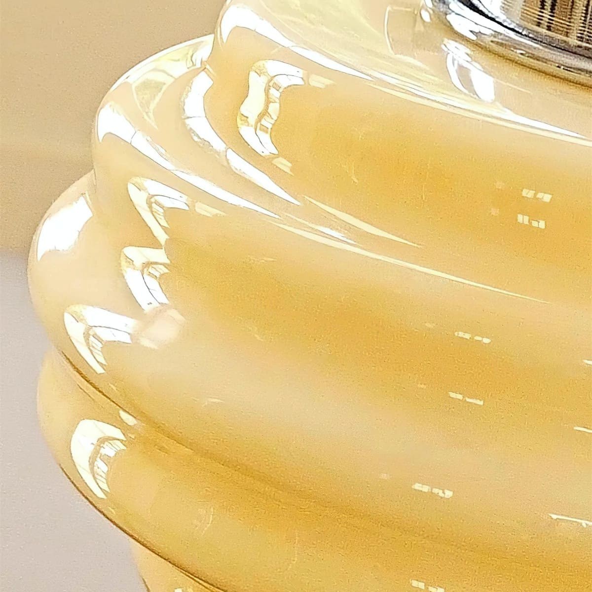 Vintage Ribbed Pendant Light – Glass & Metal Soft Illumination S235
