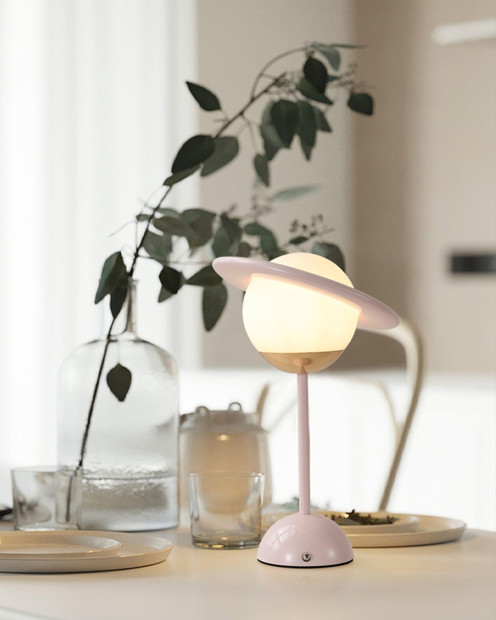 Creative Saturn Planet Table Lamp for Bedroom M414