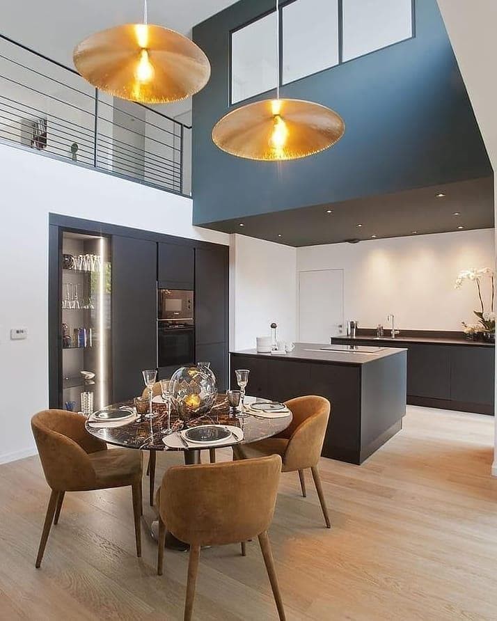 Hammered Brass Suspension Light T114