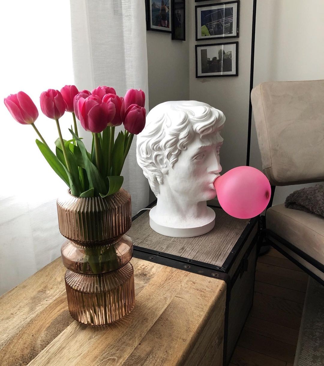 Wonder Artist Fashion Table Lamp M01