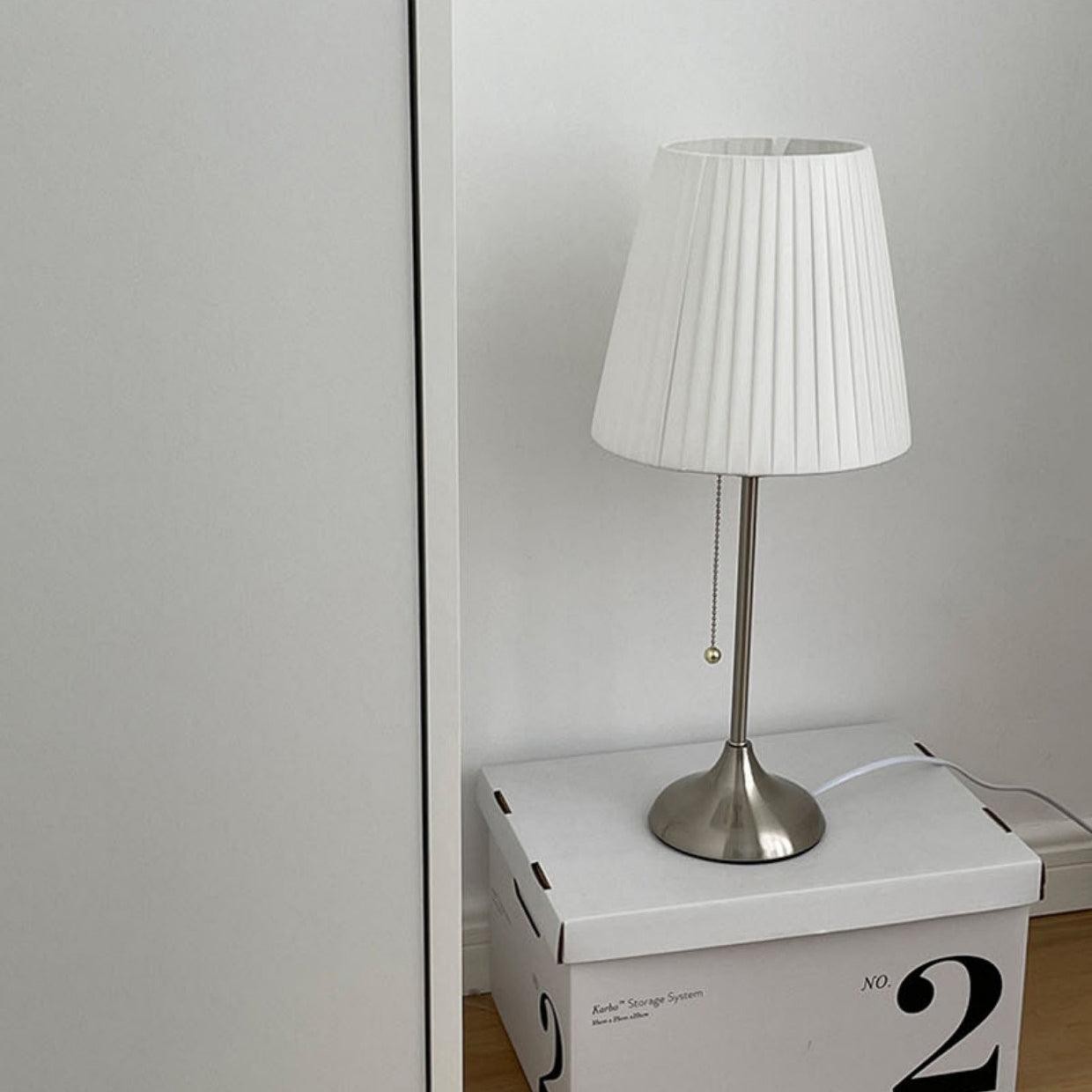 Metal Base Bedside Table Lamp M576