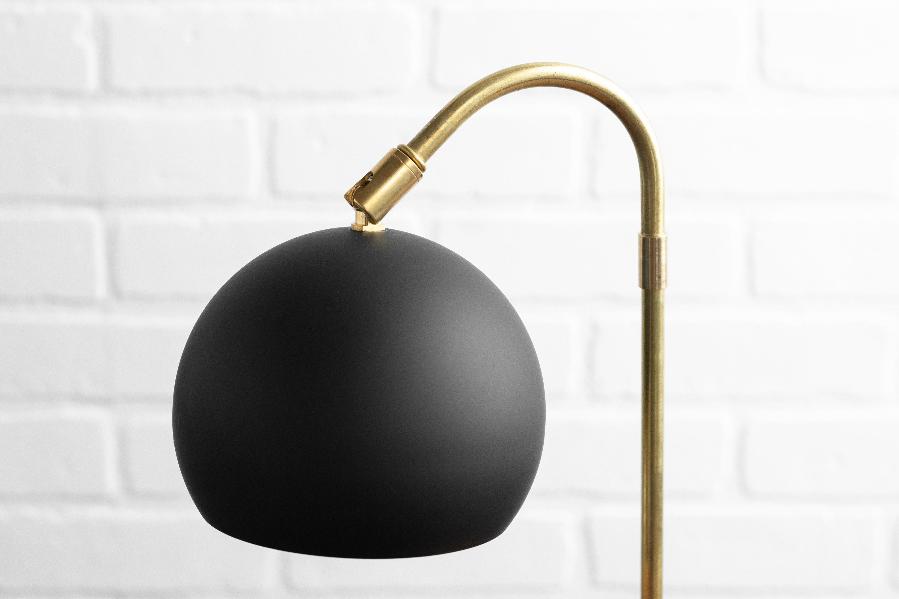 Ornato Luxe Modern Accent Table Lamp - Stylish Home Light T314