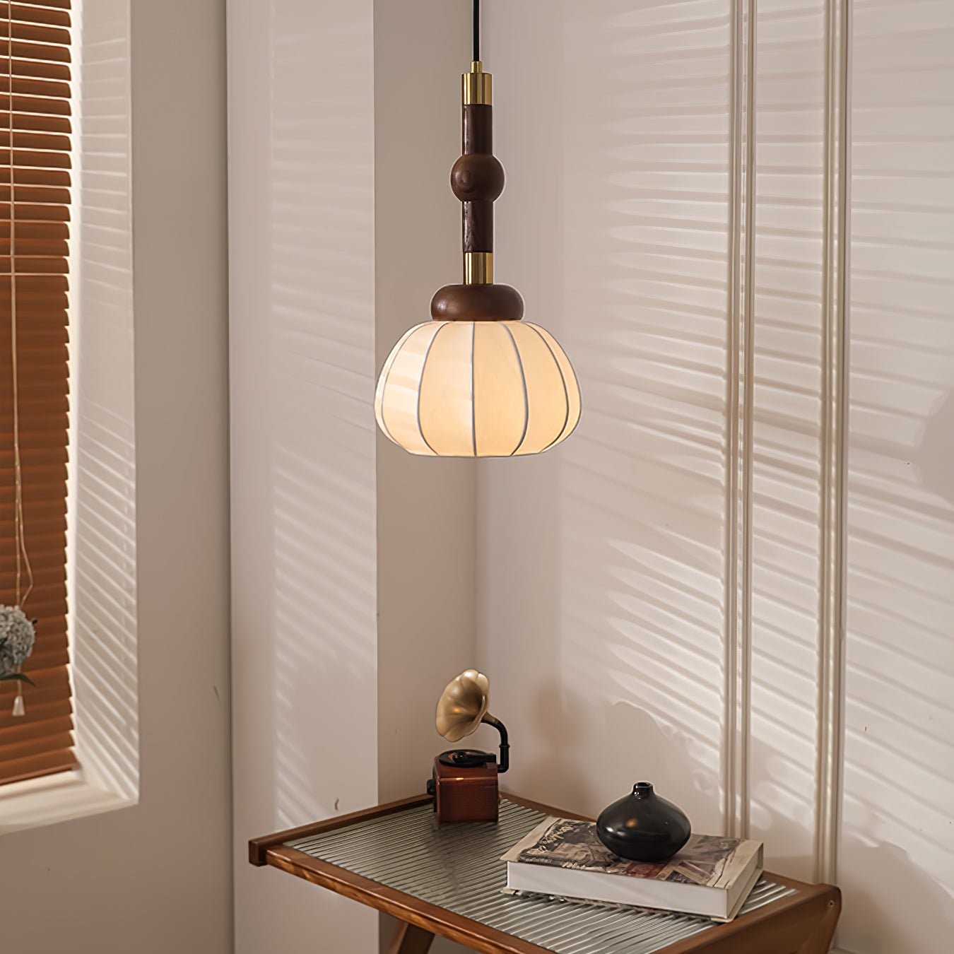 Silk Globe Pendant Lamp M411