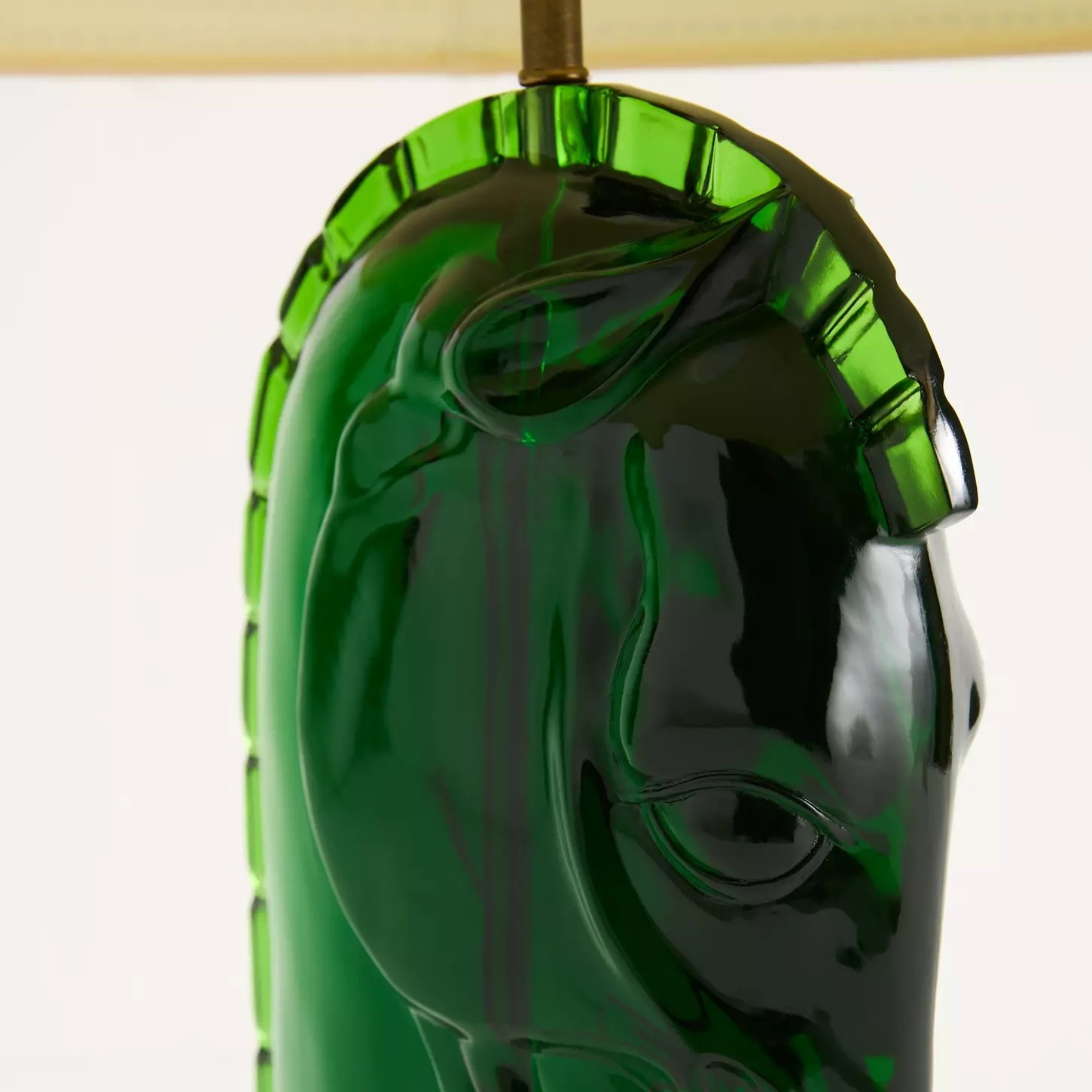 Modo Sculptural Horse Head Table Lamp in Resin - Decorative Table Light for Home Office T717