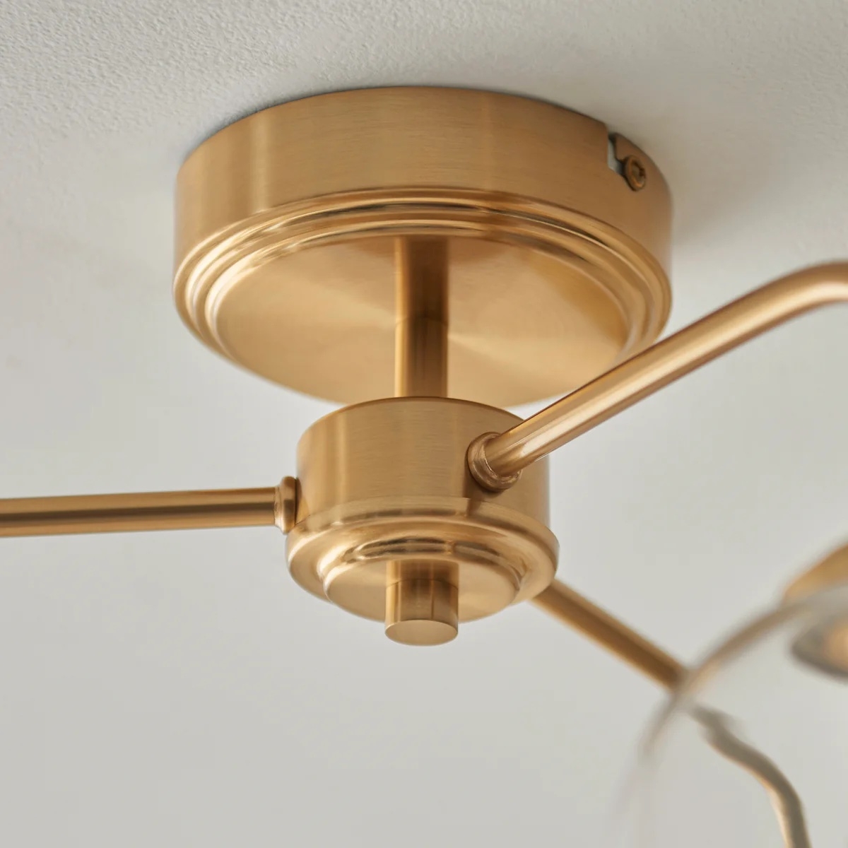 Brazara Multi-Light Glass Shade Pendant Lamp - Curved Metal Arms for Modern Homes T885