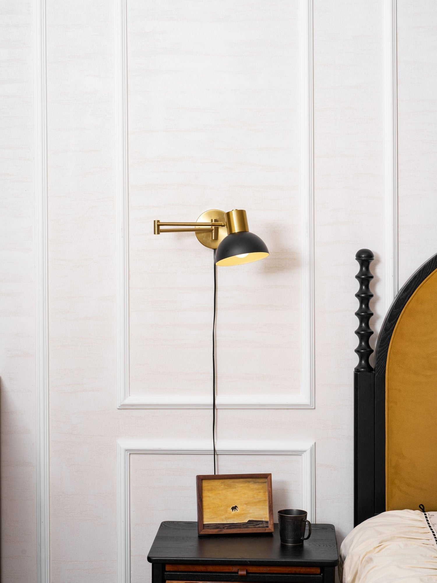 Adjustable Arm Plug In Wall Lamp T1595