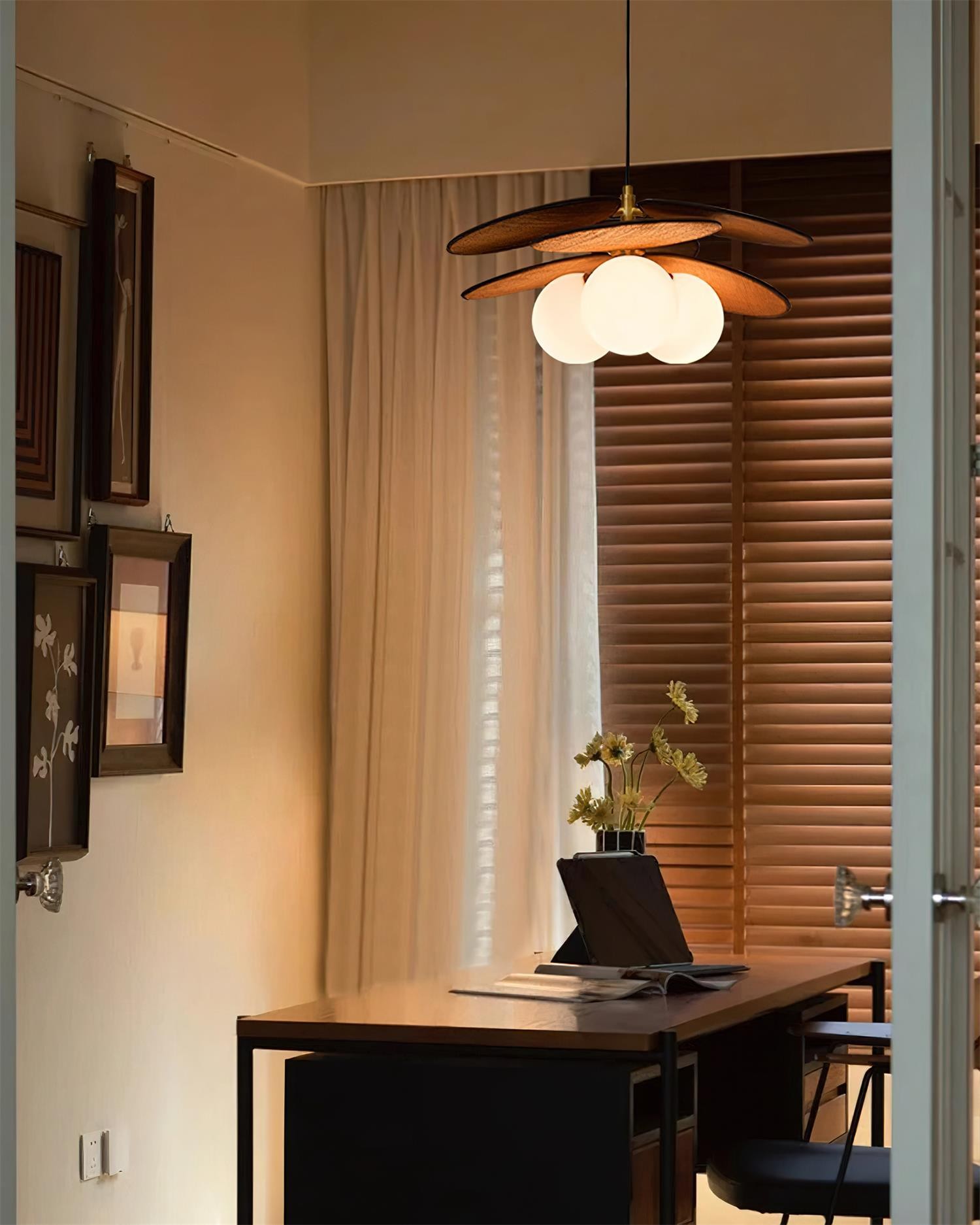 Medieval Rattan Pendant Lamp P042