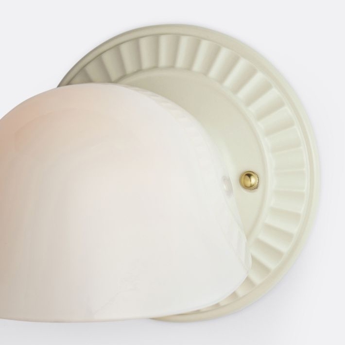 Fiea Fluted Wall Sconce - Art Deco Inspired Design with Soft Ambient Lighting for Bathroom or Bedroom T813