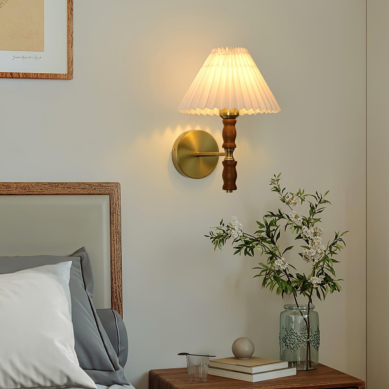 Japanese Retro Walnut Atmosphere Wall Light For Bedroom M330