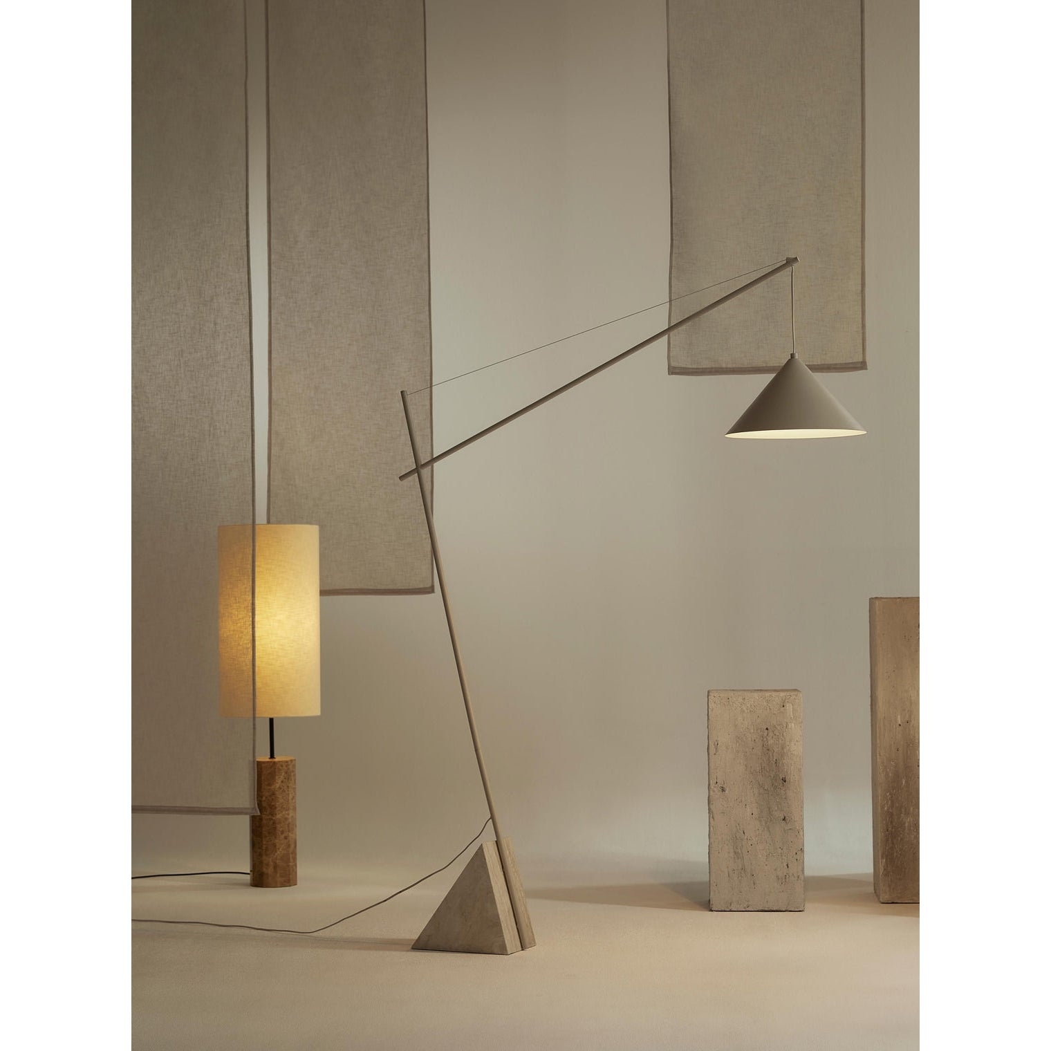 Grande Travertine Floor Lamp T1930