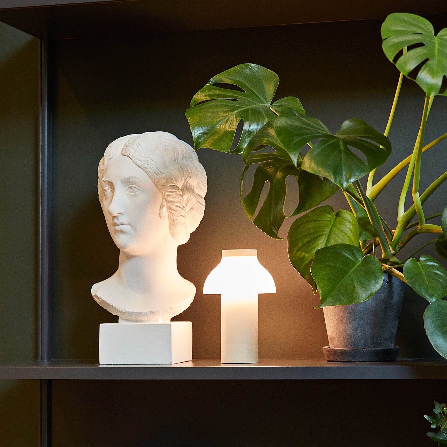 PC Portable Table Lamp (Built-in Battery) T1870