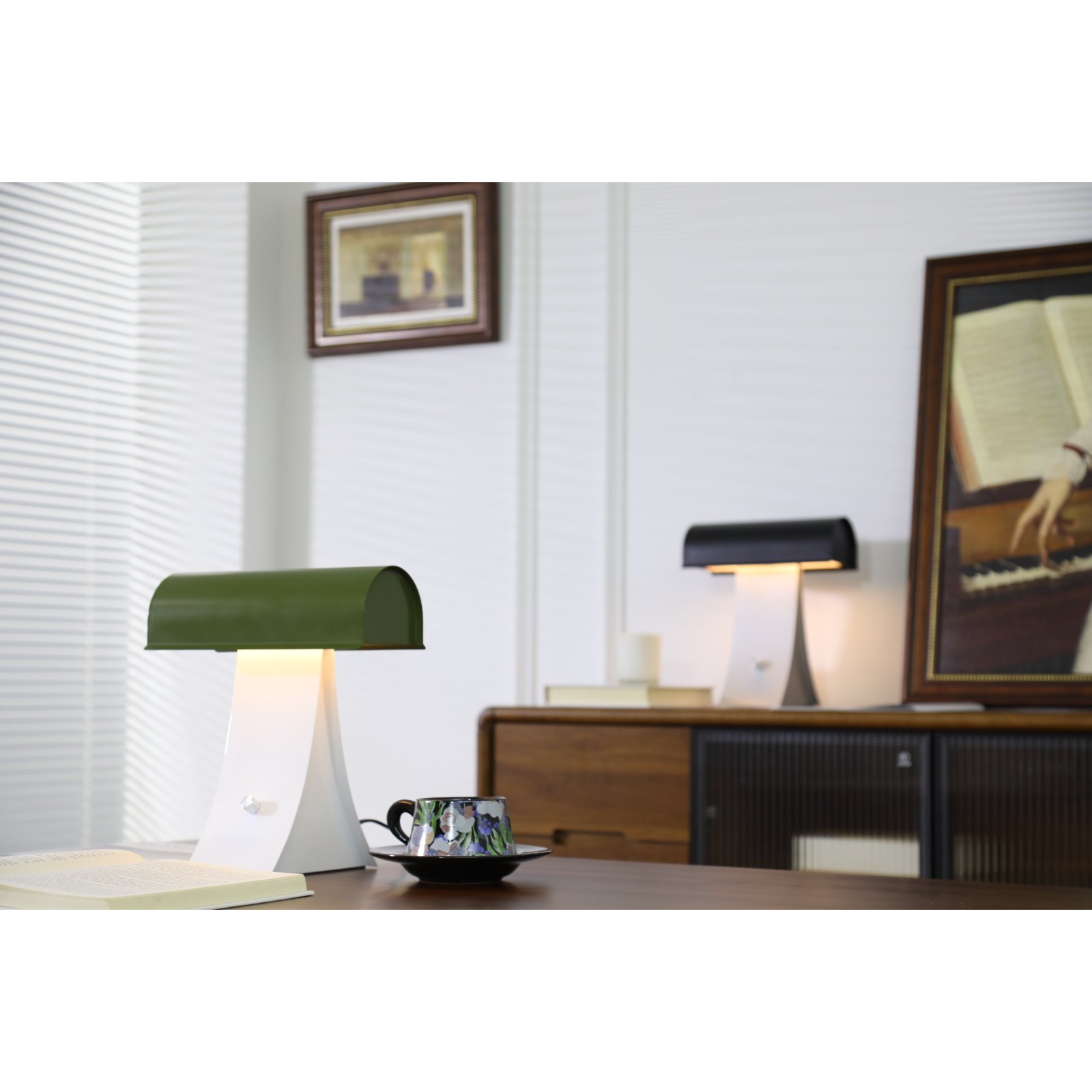 Archive Table Lamp T1922