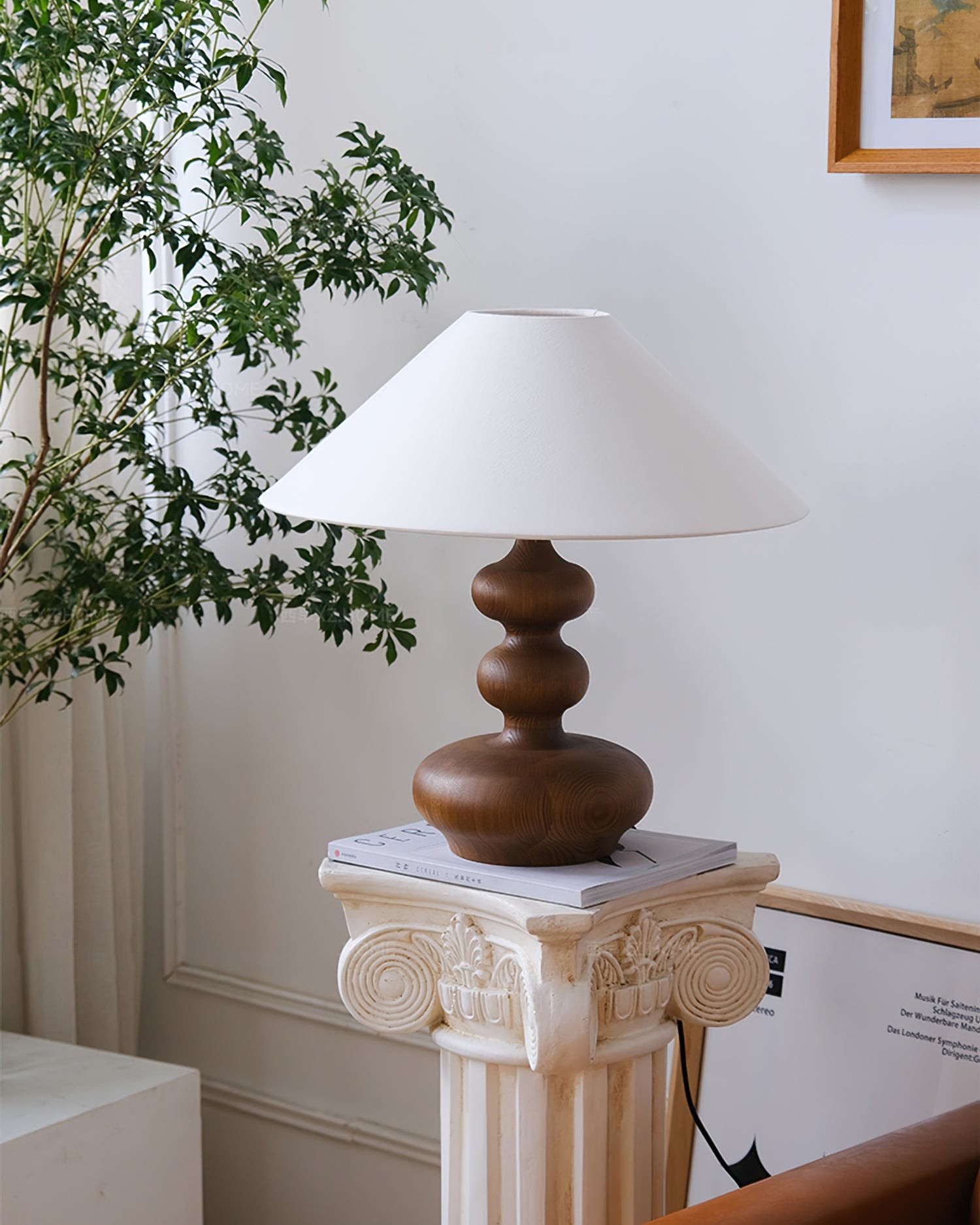 Nordic Retro Solid Wood Table Lamp M61