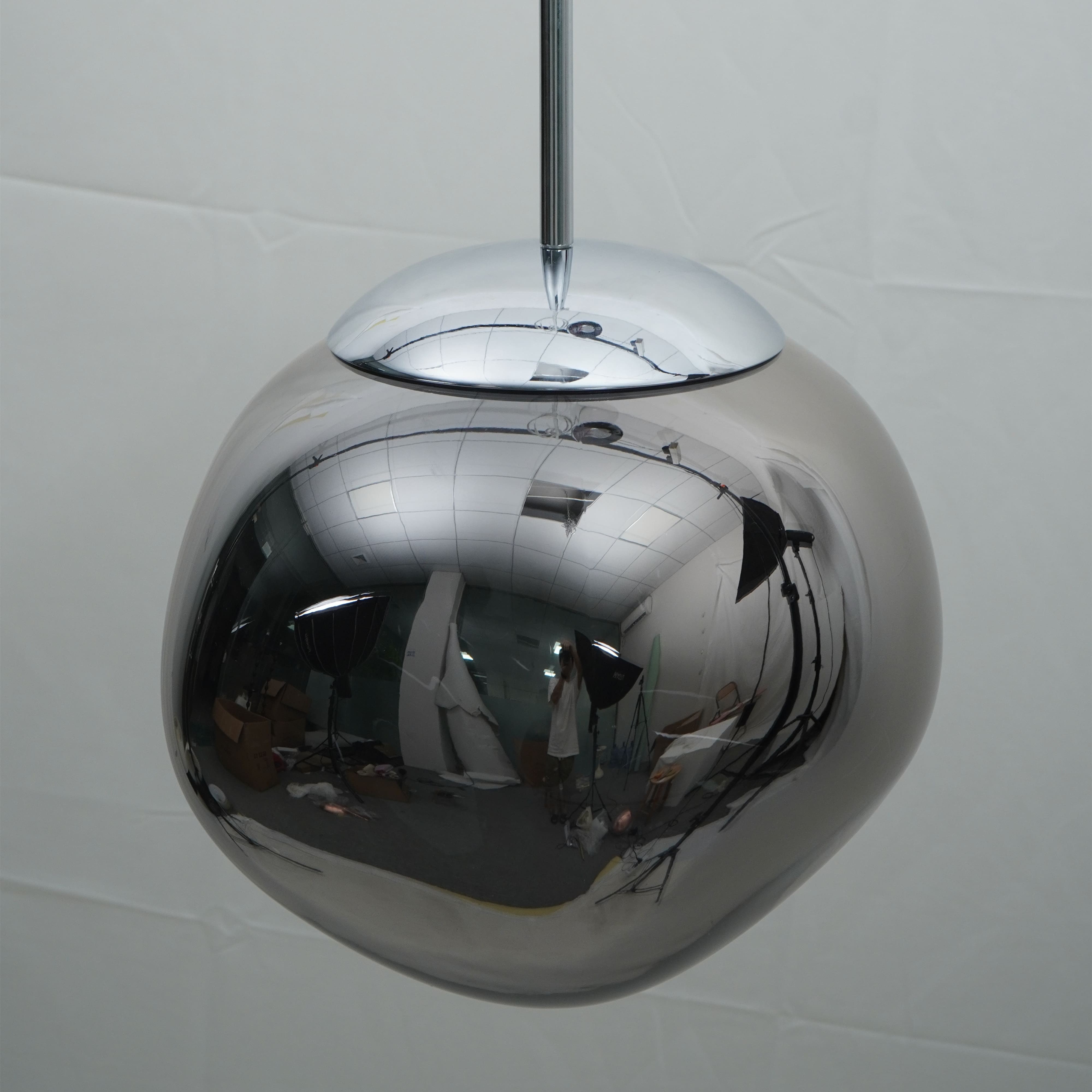New Version Dynamic Pendant Light – Modern Hanging Lamp for Dining Room S31
