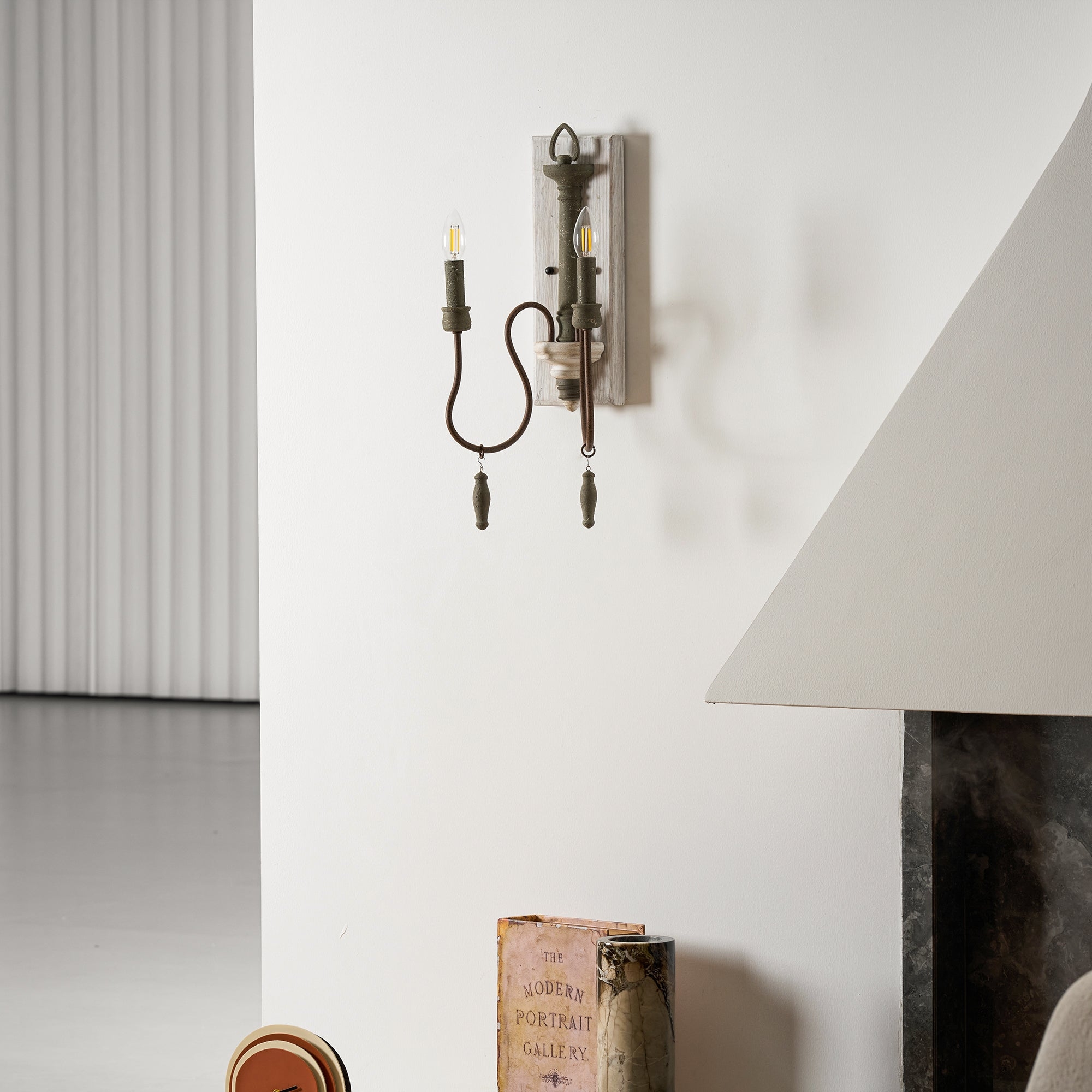 Zoe Wall Lamp T1903