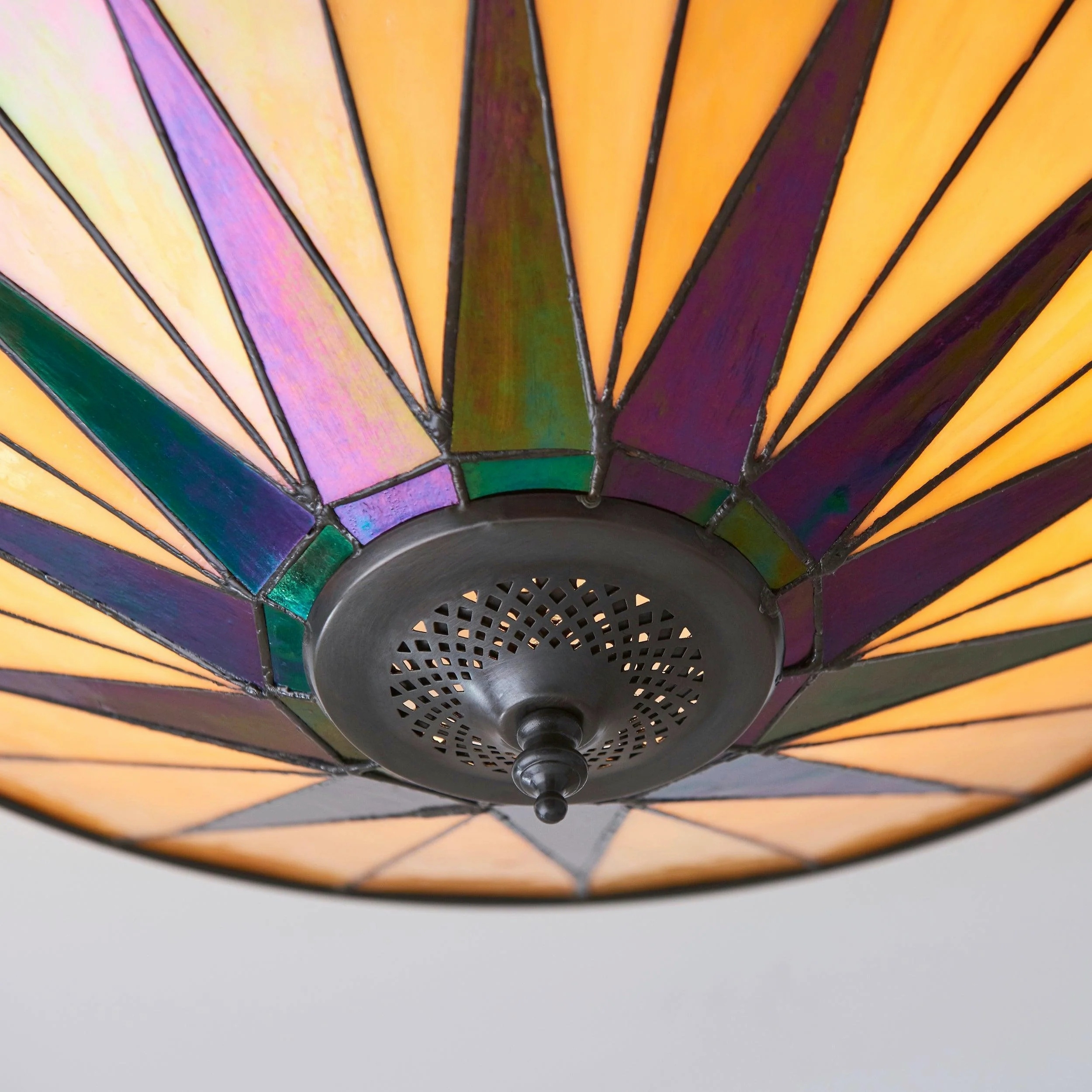 TiffStar Elegant Art Glass Ceiling Light – Vintage Flush Lamp for Living Rooms T634
