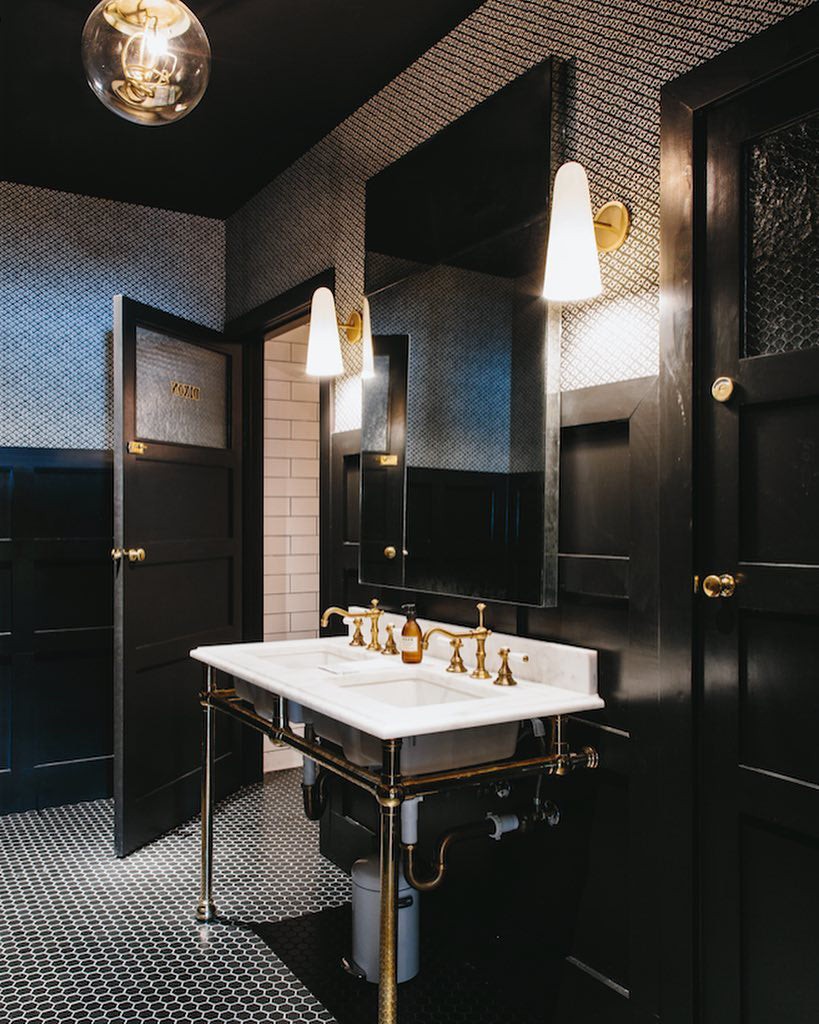 Nordic Simple Light Luxury Brass Wall Lamp M31